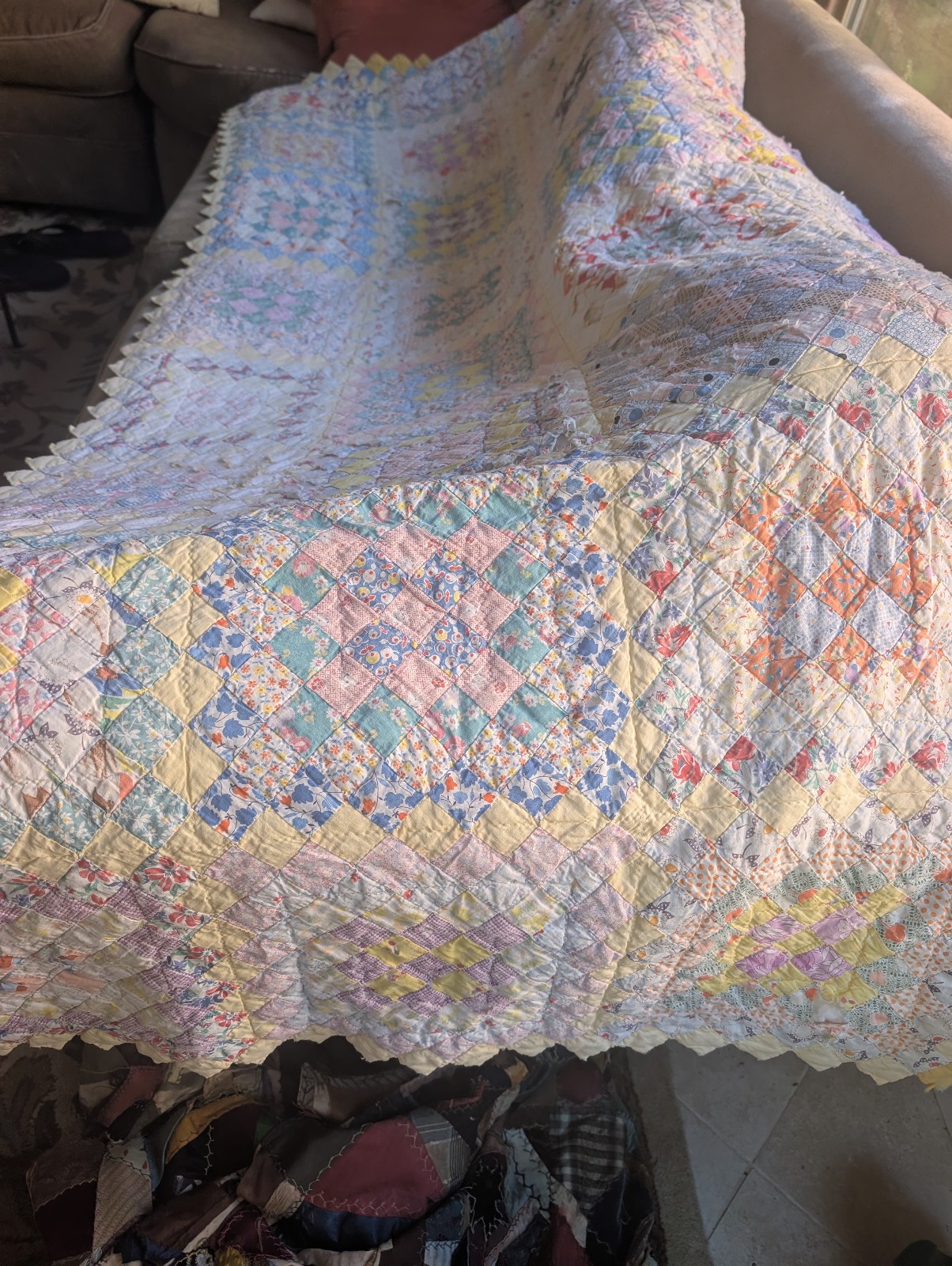 Vintage Quilt Handmade Hand Sewn Faded Pastels Full/Double Size Vintage Quilt Handmade Hand Sewn Faded Pastels Full/Double Size