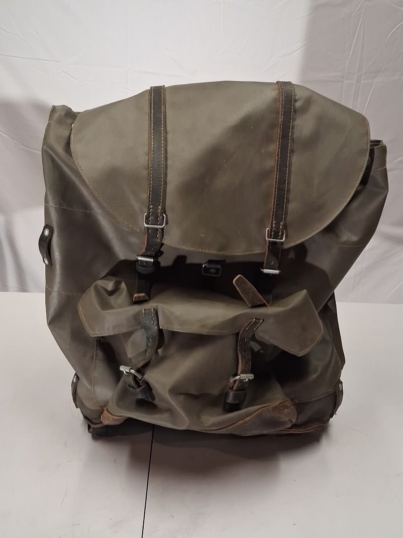Vintage Swiss Military Surplus Rubberized Waterproof Rucksack/Backpack Leather Vintage Swiss Military Surplus Rubberized Waterproof Rucksack/Backpack Leather