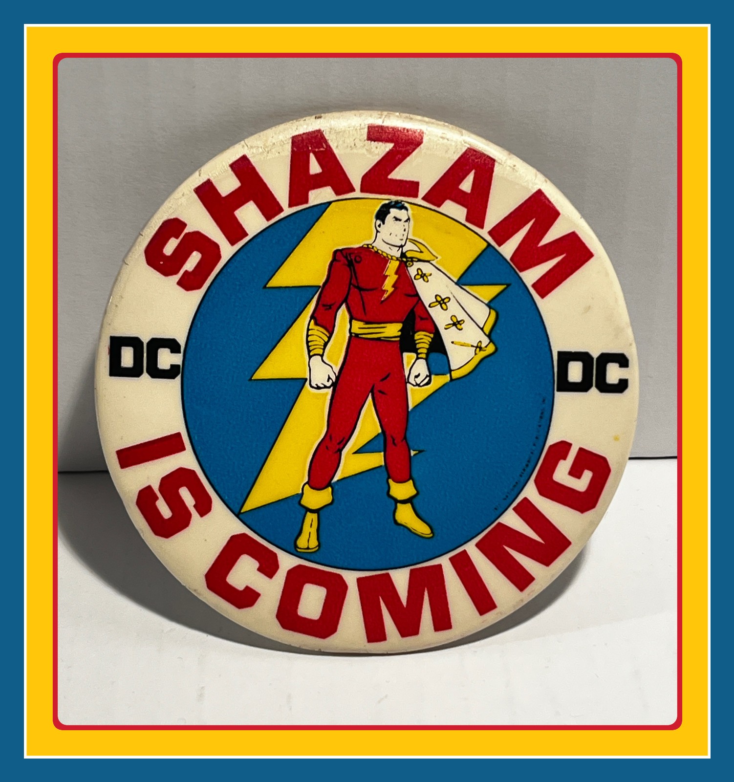 Rare Captain Marvel 1972 SHAZAM DC IS COMING big 4