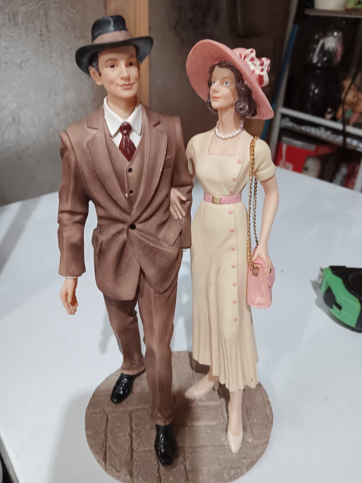 Beautiful 2004 Home Interiors Jim Bennett and Pattie Coates Figurines EUC Beautiful 2004 Home Interiors Jim Bennett and Pattie Coates Figurines EUC