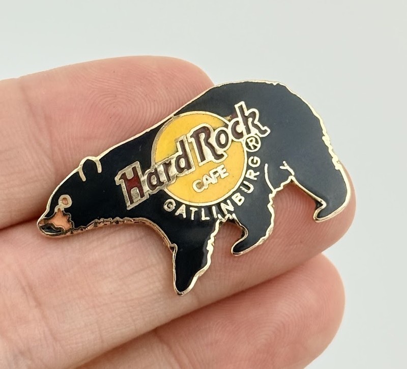 Hard Rock Cafe Gatlinburg Tennessee Great Smoky Mountains Black Bear Pin Hard Rock Cafe Gatlinburg Tennessee Great Smoky Mountains Black Bear Pin