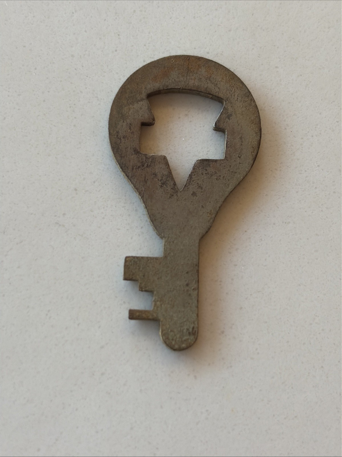 Antique Vintage Keen Kutter Flat Padlock Key Antique Vintage Keen Kutter Flat Padlock Key