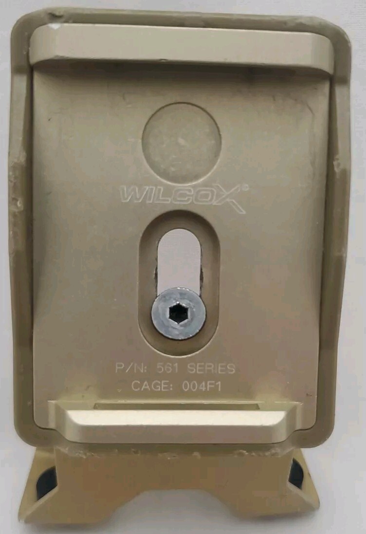 Wilcox L4 One Hole Shroud with Mounting Screw Bracket MICH ACH Wilcox L4 One Hole Shroud with Mounting Screw Bracket MICH ACH