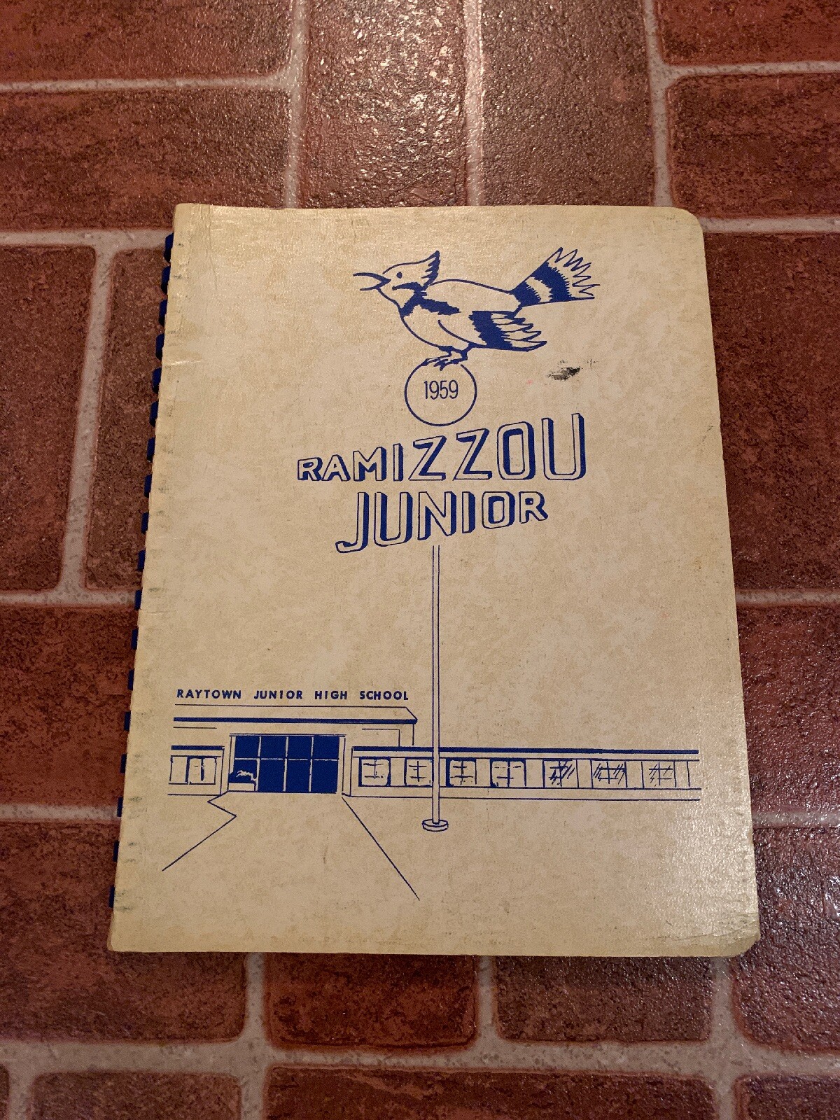 Ramizzou Junior High School 1959 Raytown MO Class Yearbook Ramizzou Junior High School 1959 Raytown MO Class Yearbook