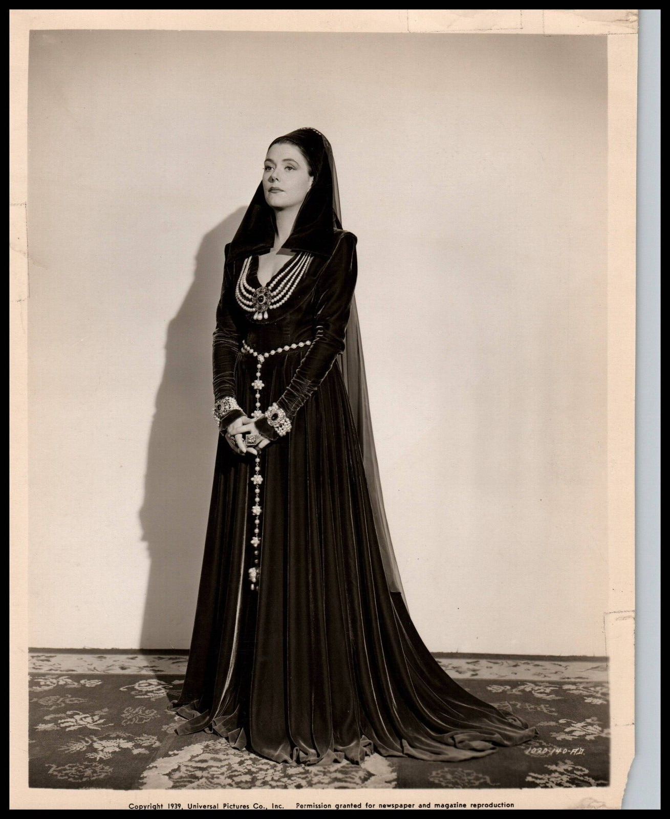 Hollywood Beauty BARBARA O'NEIL 1939 STUNNING PORTRAIT STYLISH POSE Photo 651