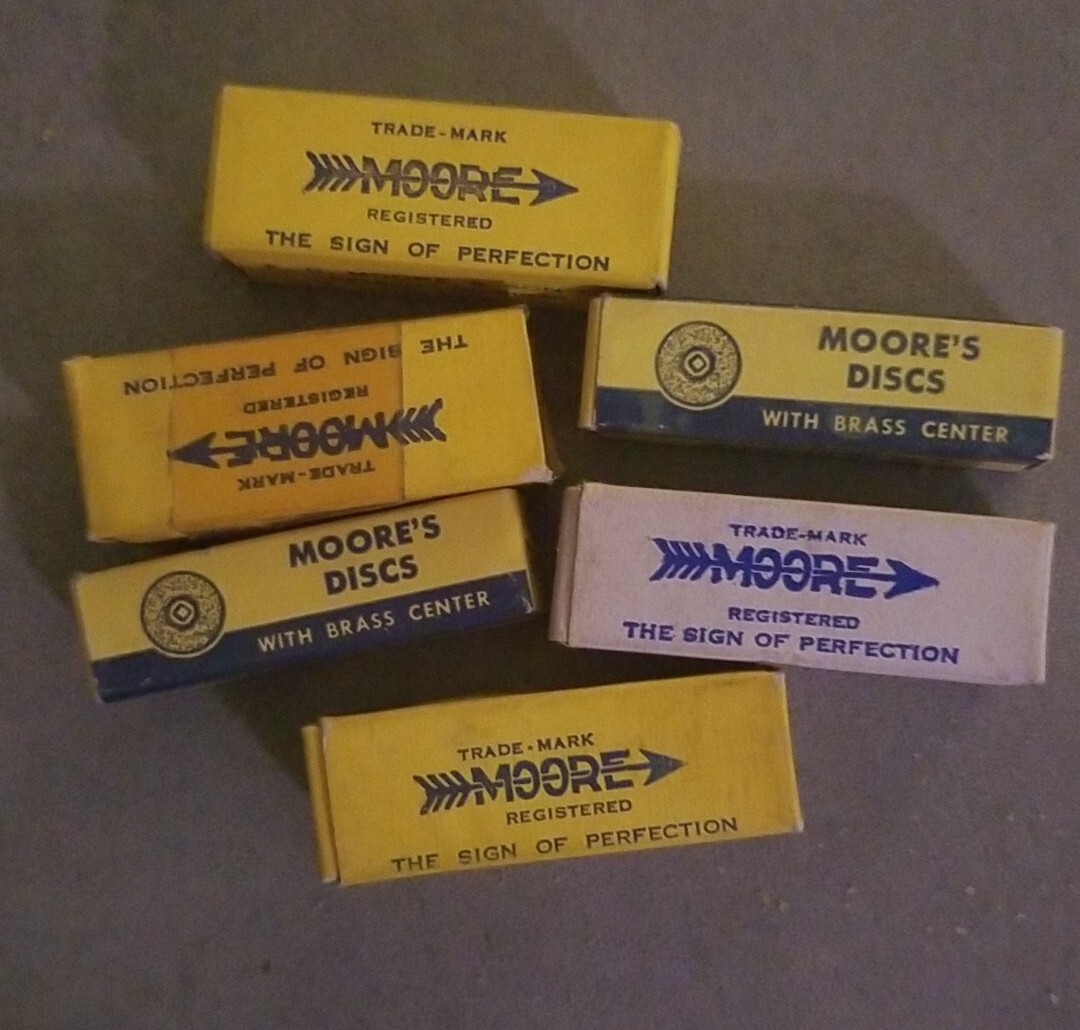 6 Vintage Boxes Moore's Discs Dentistry Dental Grinding & Pol Coarse & Med RARE 6 Vintage Boxes Moore's Discs Dentistry Dental Grinding & Pol Coarse & Med RARE