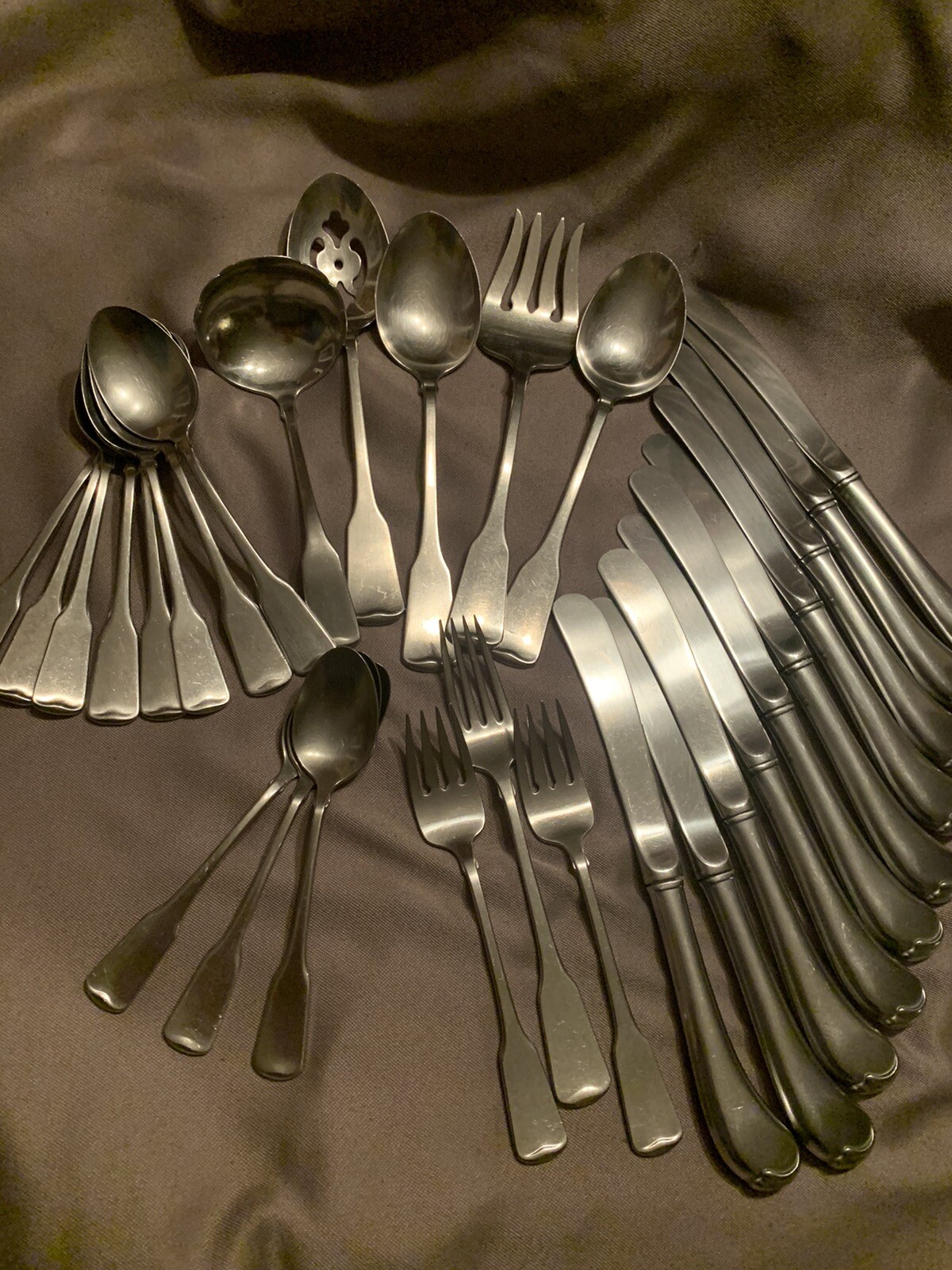 29 Piece Vintage Oneida American Colonial Stainless~Cube Stamped~Please Read 29 Piece Vintage Oneida American Colonial Stainless~Cube Stamped~Please Read