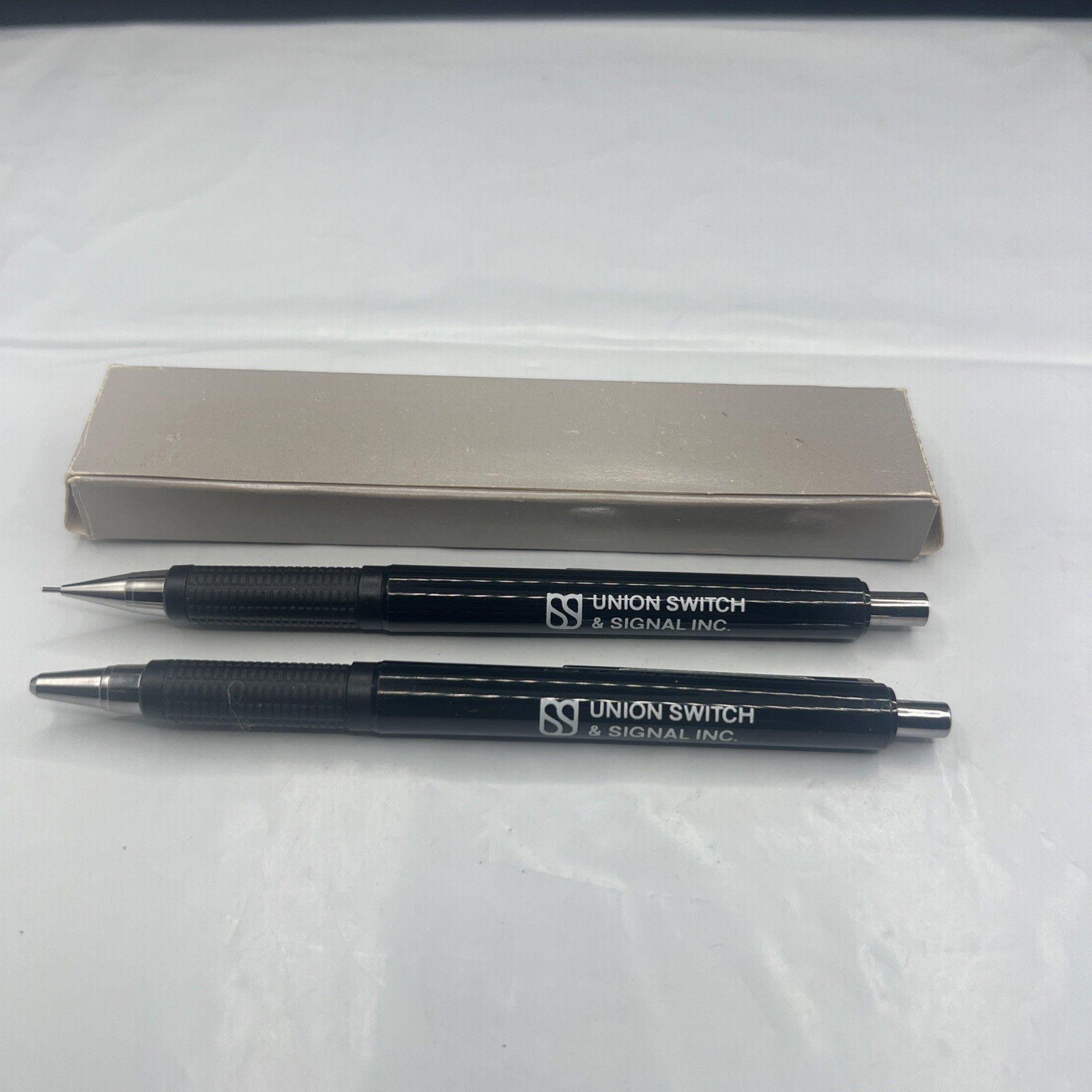 Union Switch Signal US&S Grippit Souvenir Pen Pencil Set Germany Advertising Union Switch Signal US&S Grippit Souvenir Pen Pencil Set Germany Advertising