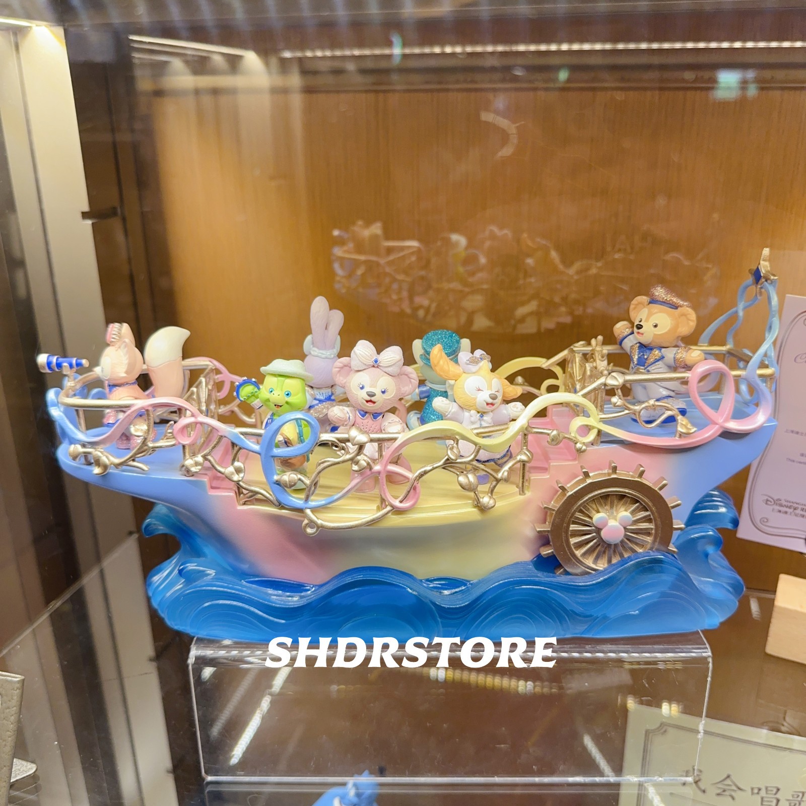 Disney 2026 shanghai disneyland 10th anniversary Duffy and friends statue Disney 2026 shanghai disneyland 10th anniversary Duffy and friends statue