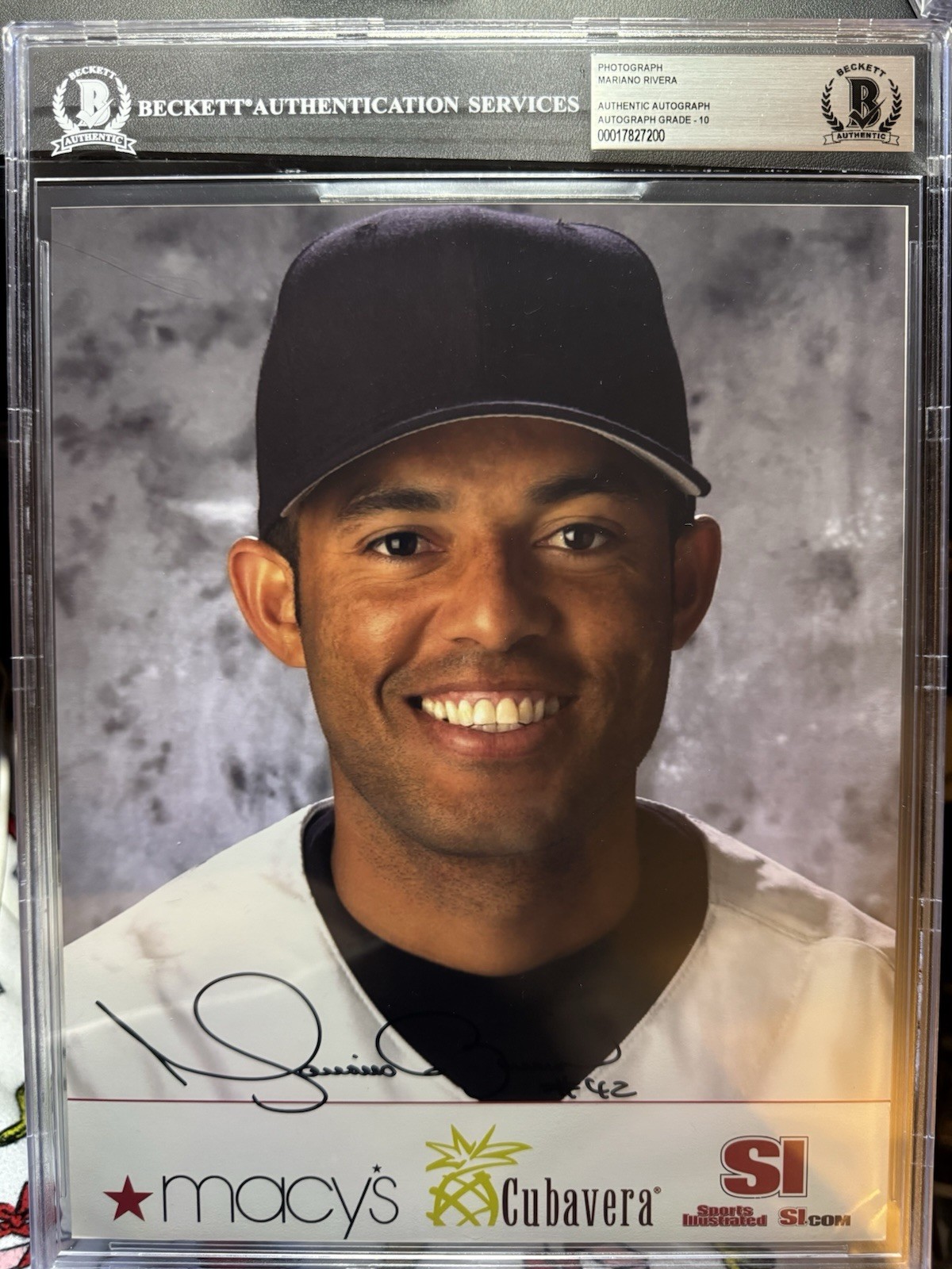 Mariano Rivera 8x10 Autograph Photo BGS 10 Macy’s/Sports Illustrated Mariano Rivera 8x10 Autograph Photo BGS 10 Macy’s/Sports Illustrated