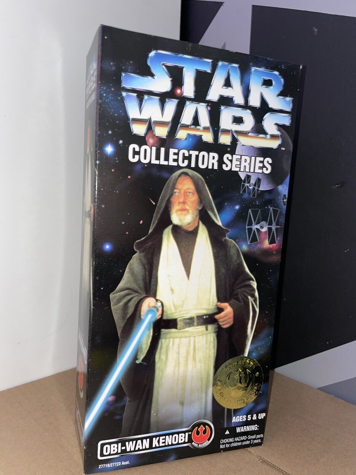 Star Wars Collector Series Obi-Wan Kenobi 12-inch Figure 1996 dark blue backing.