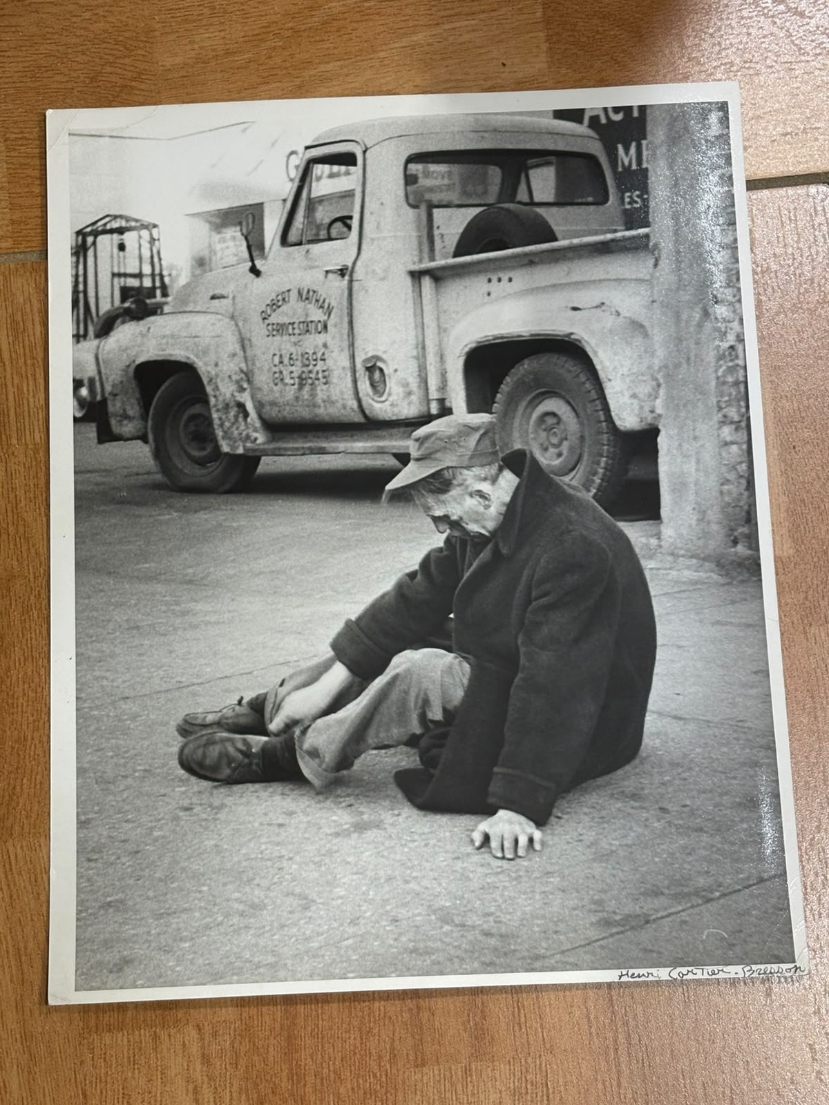 OVERSIZE VINTAGE Henri Cartier-Bresson Signed B/W ORIGINAL PHOTO XXL OVERSIZE VINTAGE Henri Cartier-Bresson Signed B/W ORIGINAL PHOTO XXL