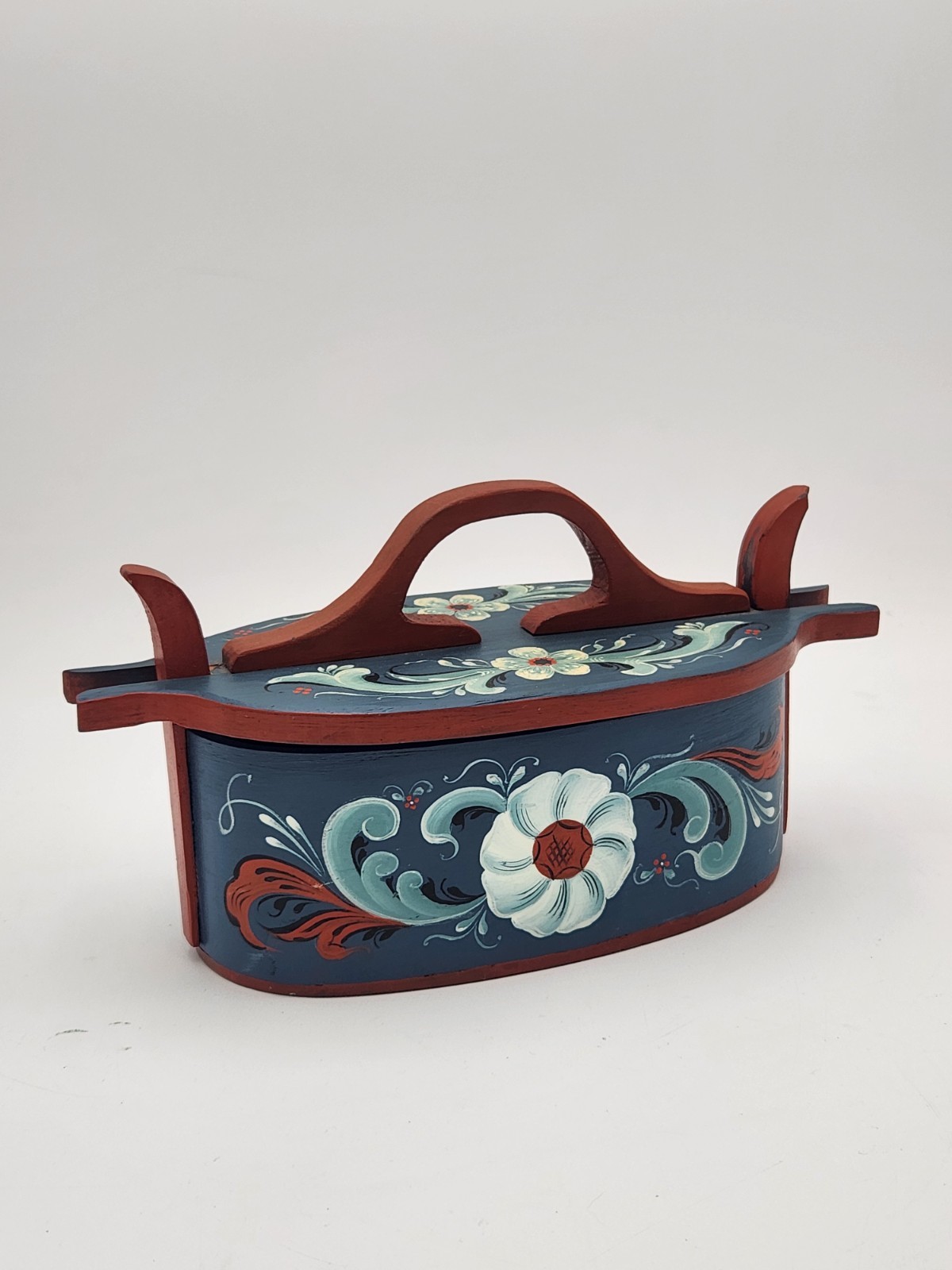 Vtg Norwegian Rosemaling Tine Box Oval Bent Wood Folk Art Hand Painted Signed 92 Vtg Norwegian Rosemaling Tine Box Oval Bent Wood Folk Art Hand Painted Signed 92