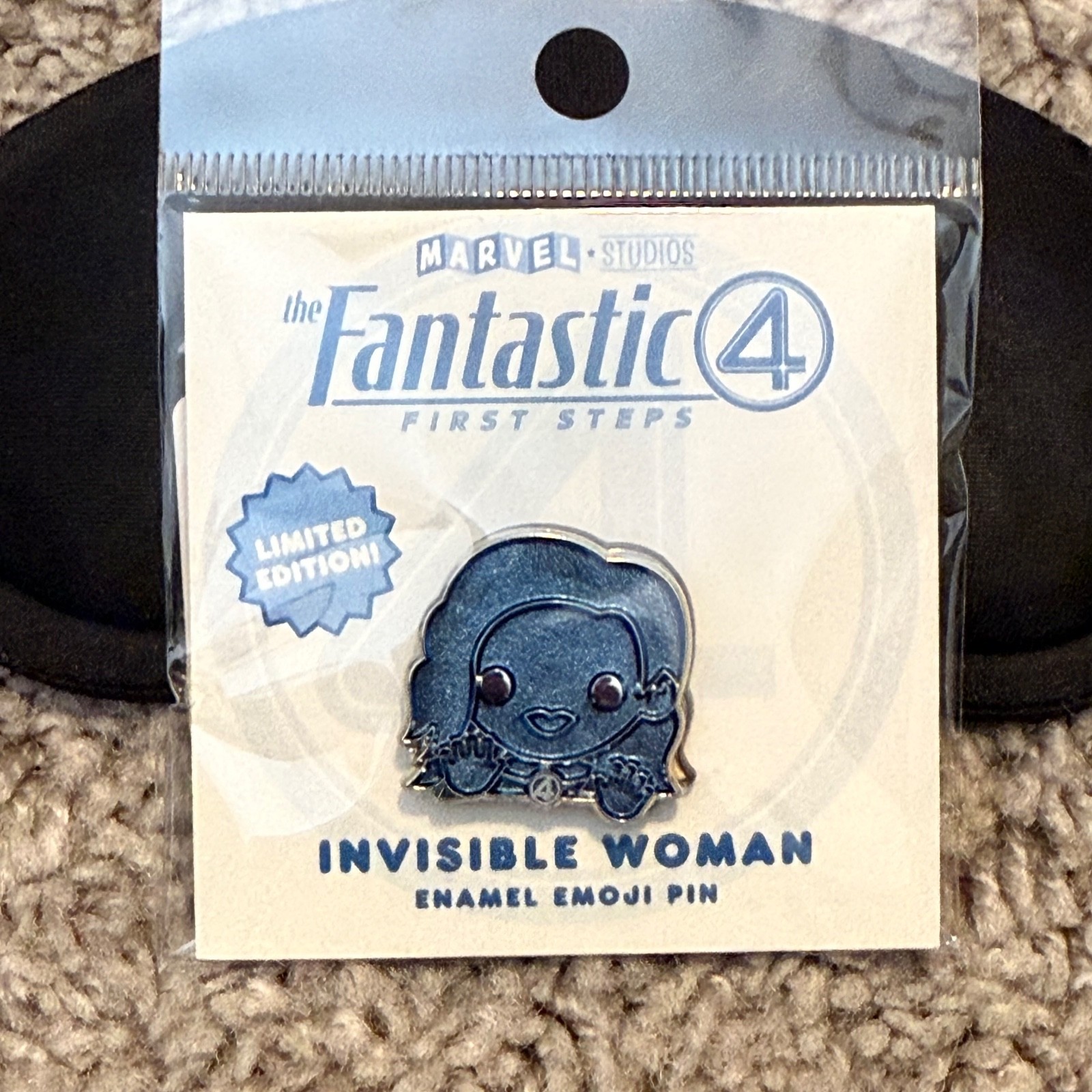 Sdcc 2025 100% Soft Marvel Studios Fantastic Four Invisible Woman Swivel Pin Sdcc 2025 100% Soft Marvel Studios Fantastic Four Invisible Woman Swivel Pin