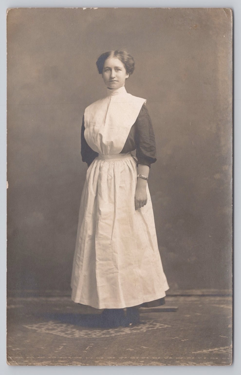 Paxton, IL 1911 RPPC Young Woman Portrait Emma Smith to Grandma Paxton, IL 1911 RPPC Young Woman Portrait Emma Smith to Grandma
