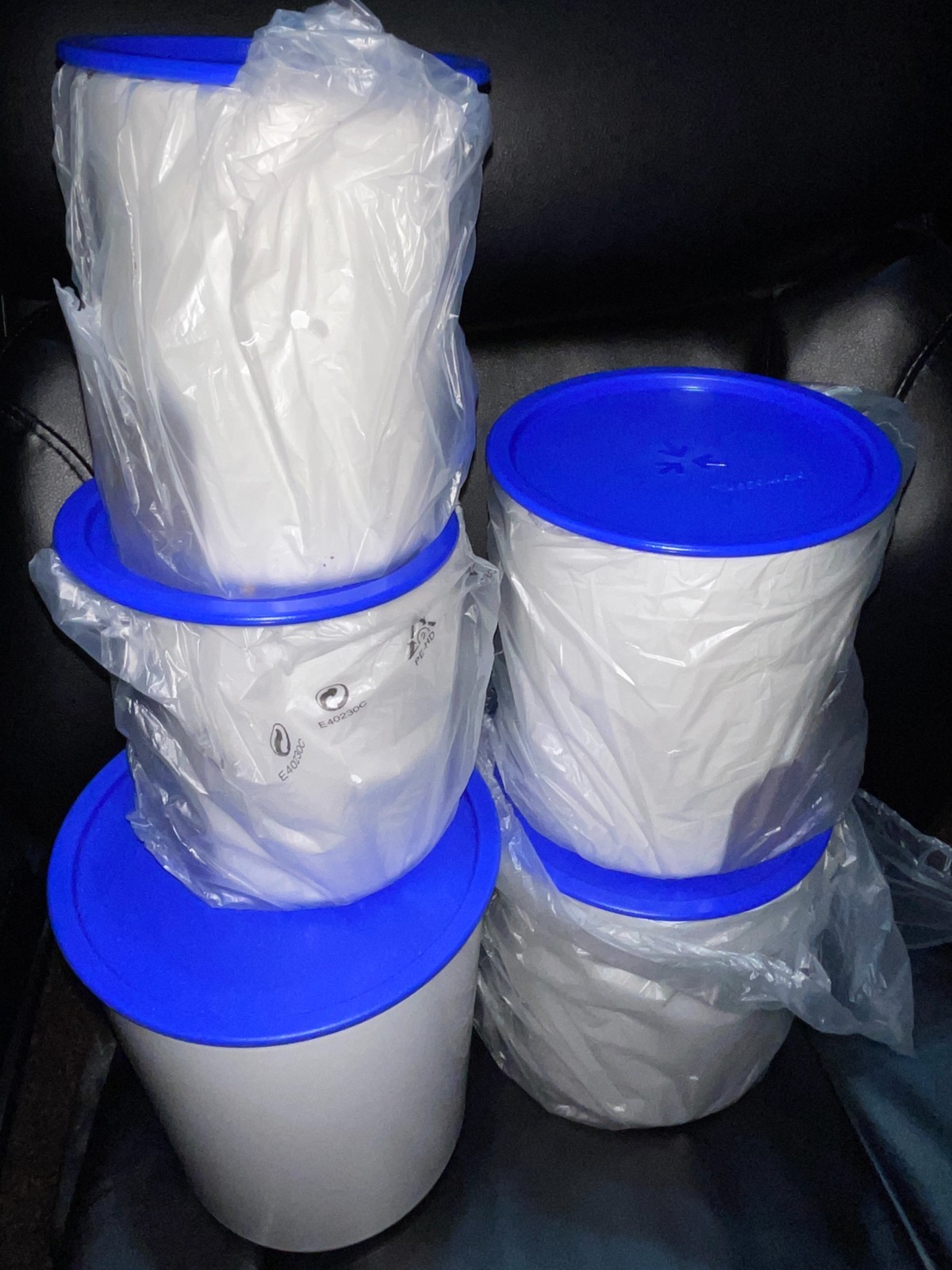 Vintage Tupperware One Touch Canister 5-piece set -white w/ Dark Blue lids - NOS Vintage Tupperware One Touch Canister 5-piece set -white w/ Dark Blue lids - NOS