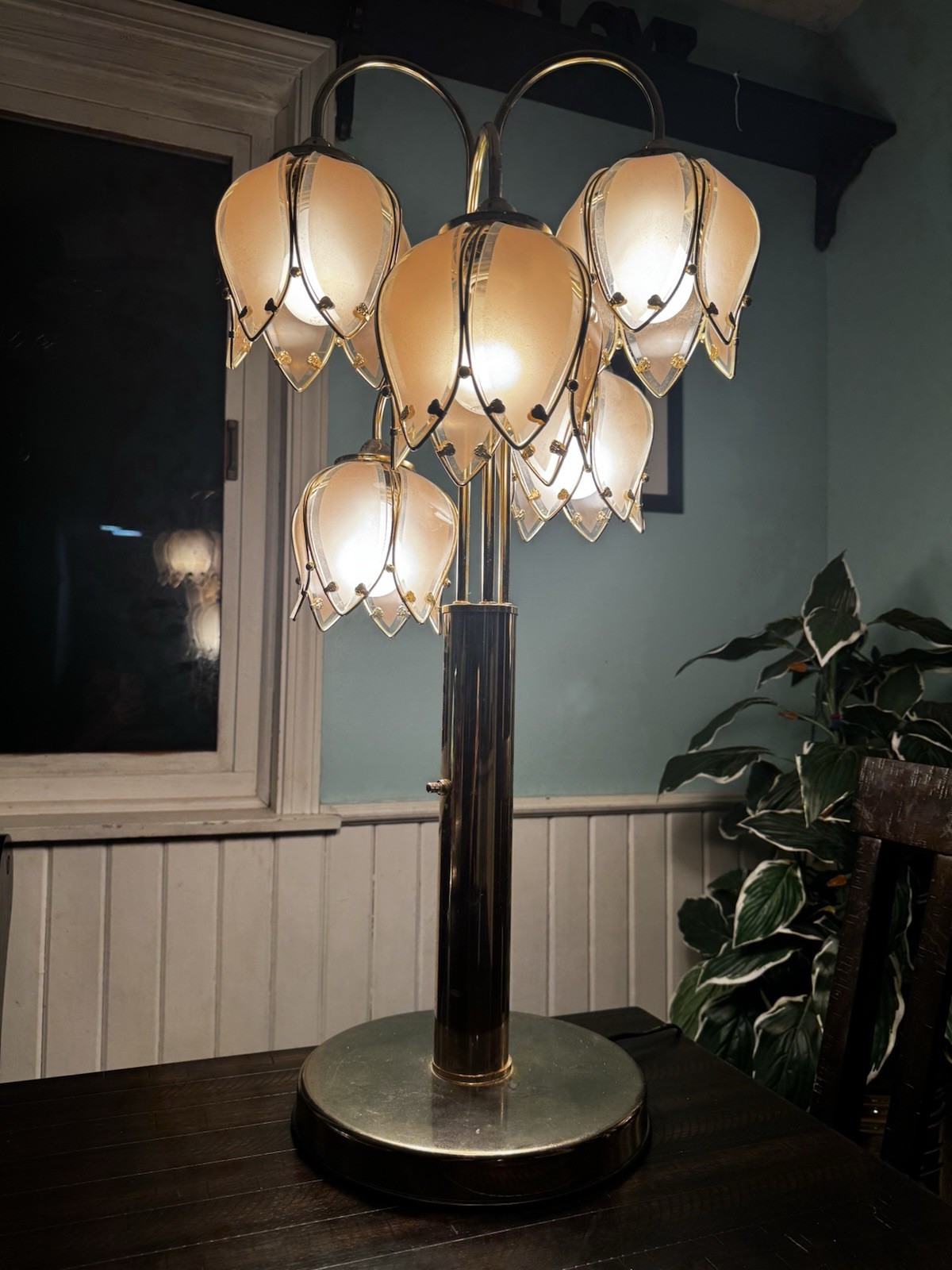 Rare Vintage 5 Arm Tulip Table Lamp Rare Vintage 5 Arm Tulip Table Lamp