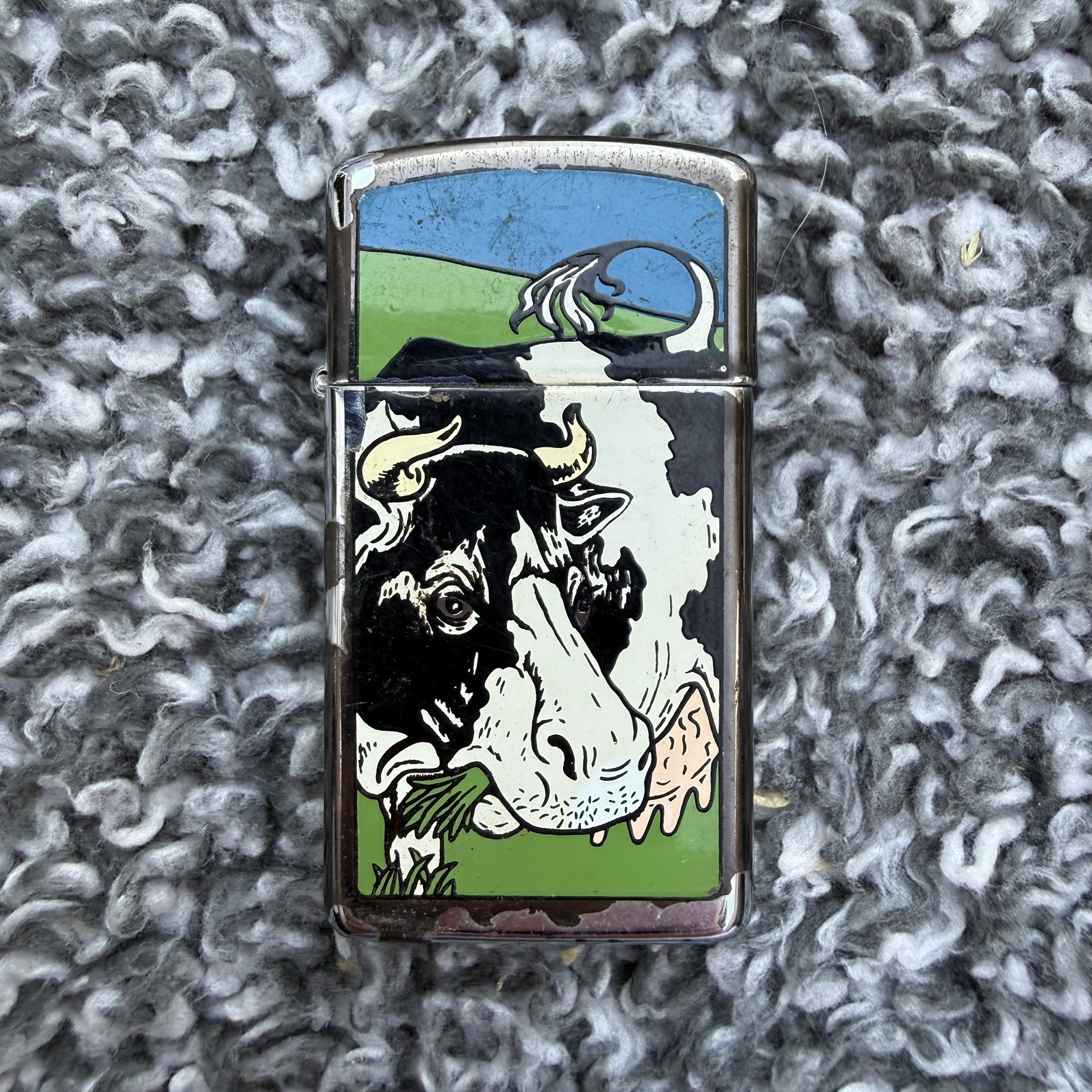 Rare 1993 Slim Zippo Lighter - BARRETT SMYTHE - Resting Cow - Chrome Sold as Is Rare 1993 Slim Zippo Lighter - BARRETT SMYTHE - Resting Cow - Chrome Sold as Is