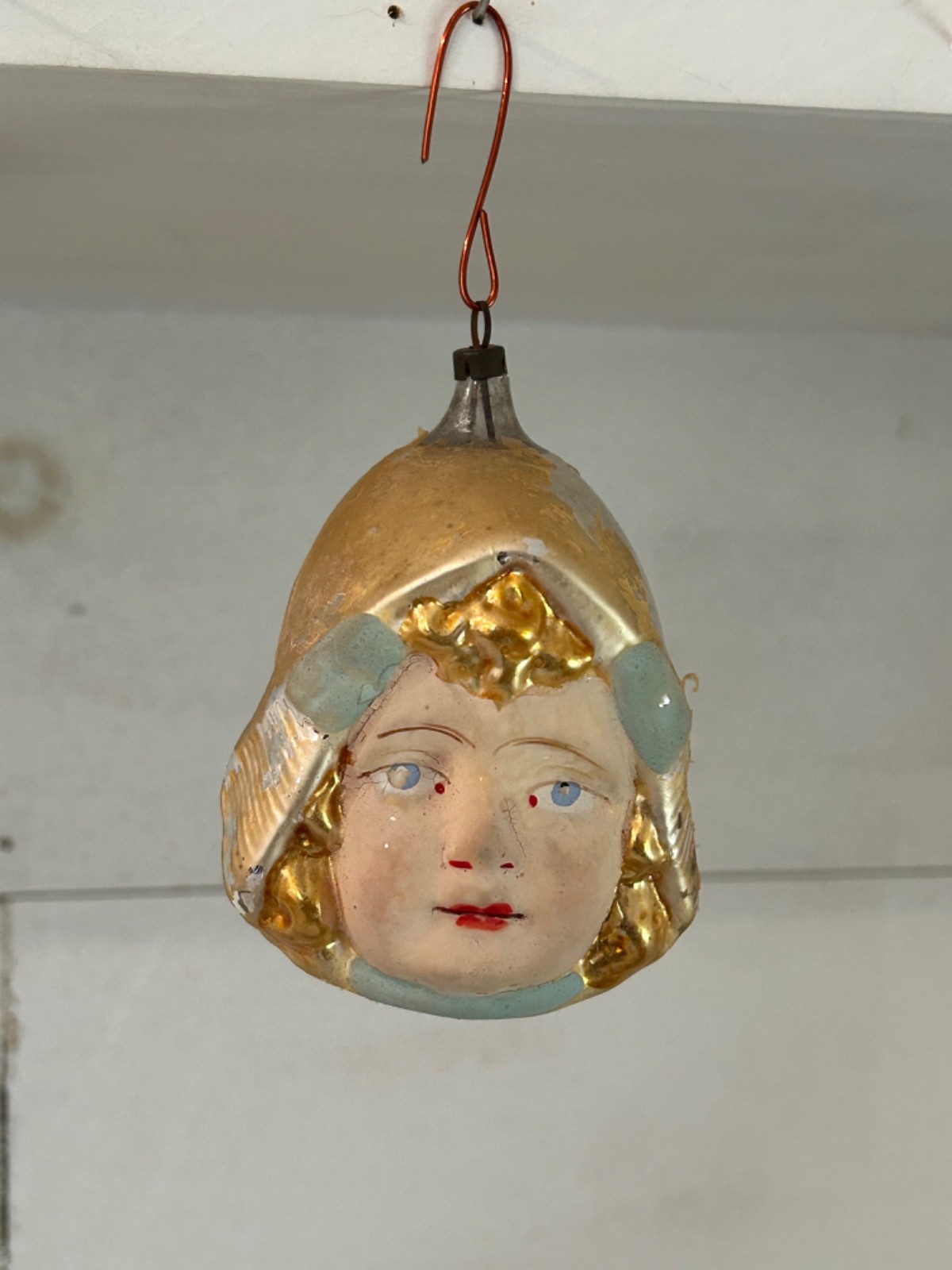 Antique Dutch Girl Head 4\