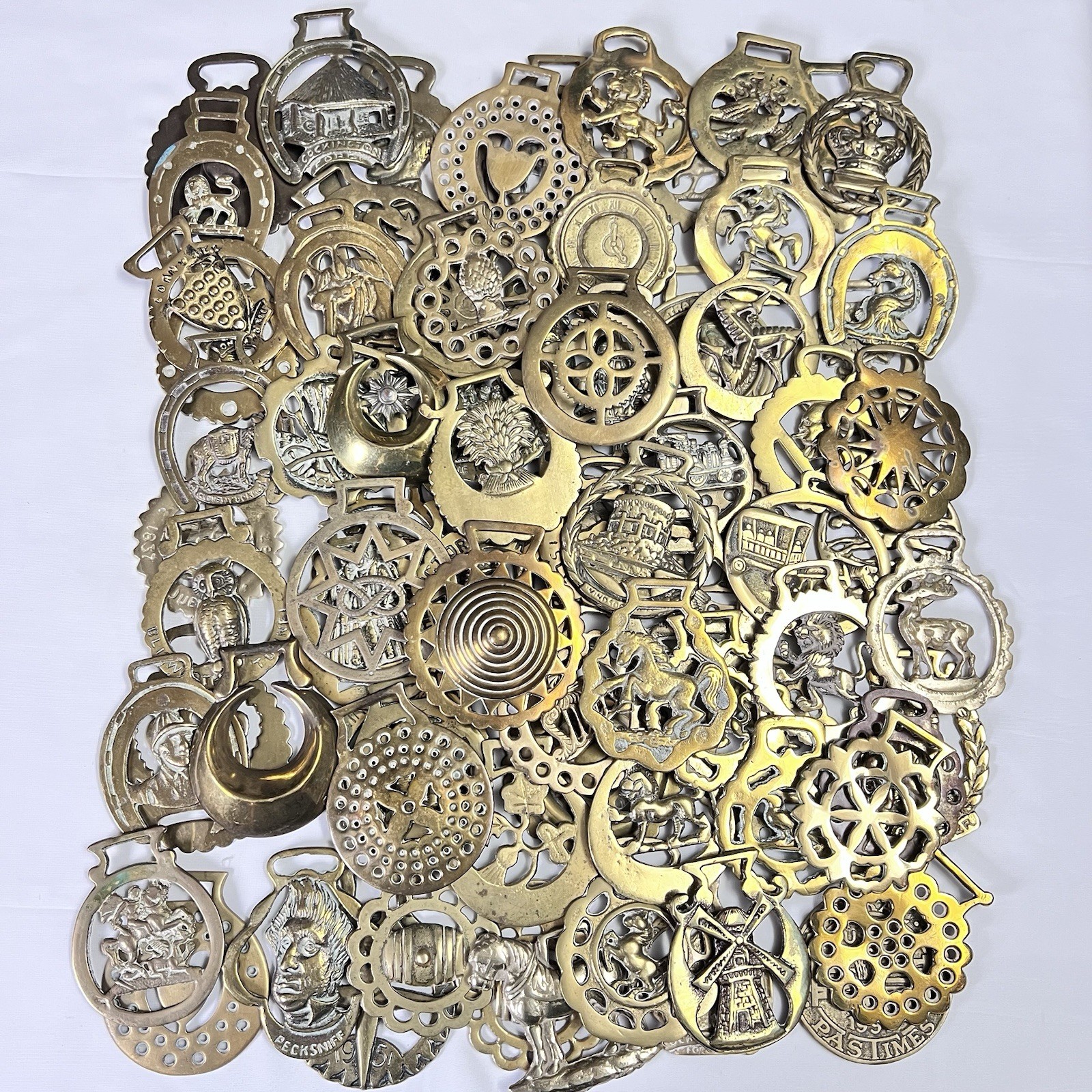Brass Horse Medallion Lot of 75 Vintage to Antique Royal Souvenir Wheat Sun Brass Horse Medallion Lot of 75 Vintage to Antique Royal Souvenir Wheat Sun