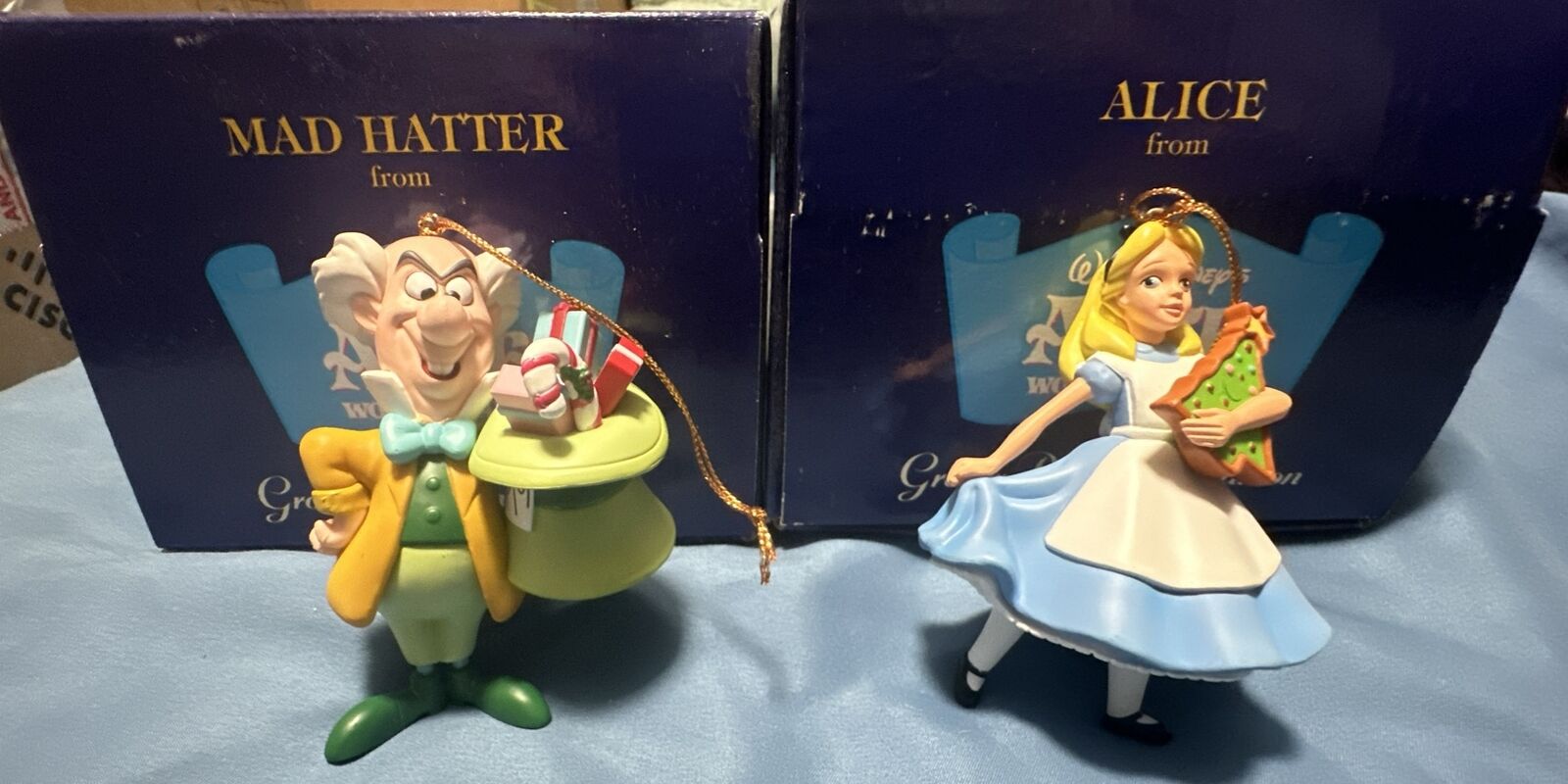 Disney Grolier Alice in Wonderland President\'s Edition ALICE and MAD HATTER