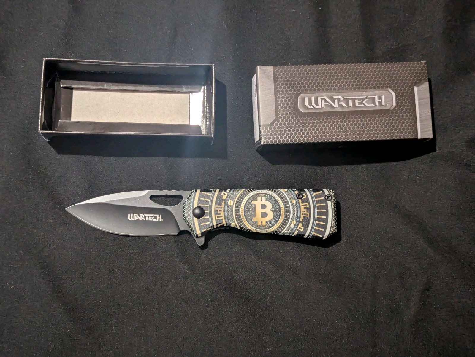 Wartech Bitcoin Pocket Knife Black Blade 6.25 inch Wartech Bitcoin Pocket Knife Black Blade 6.25 inch