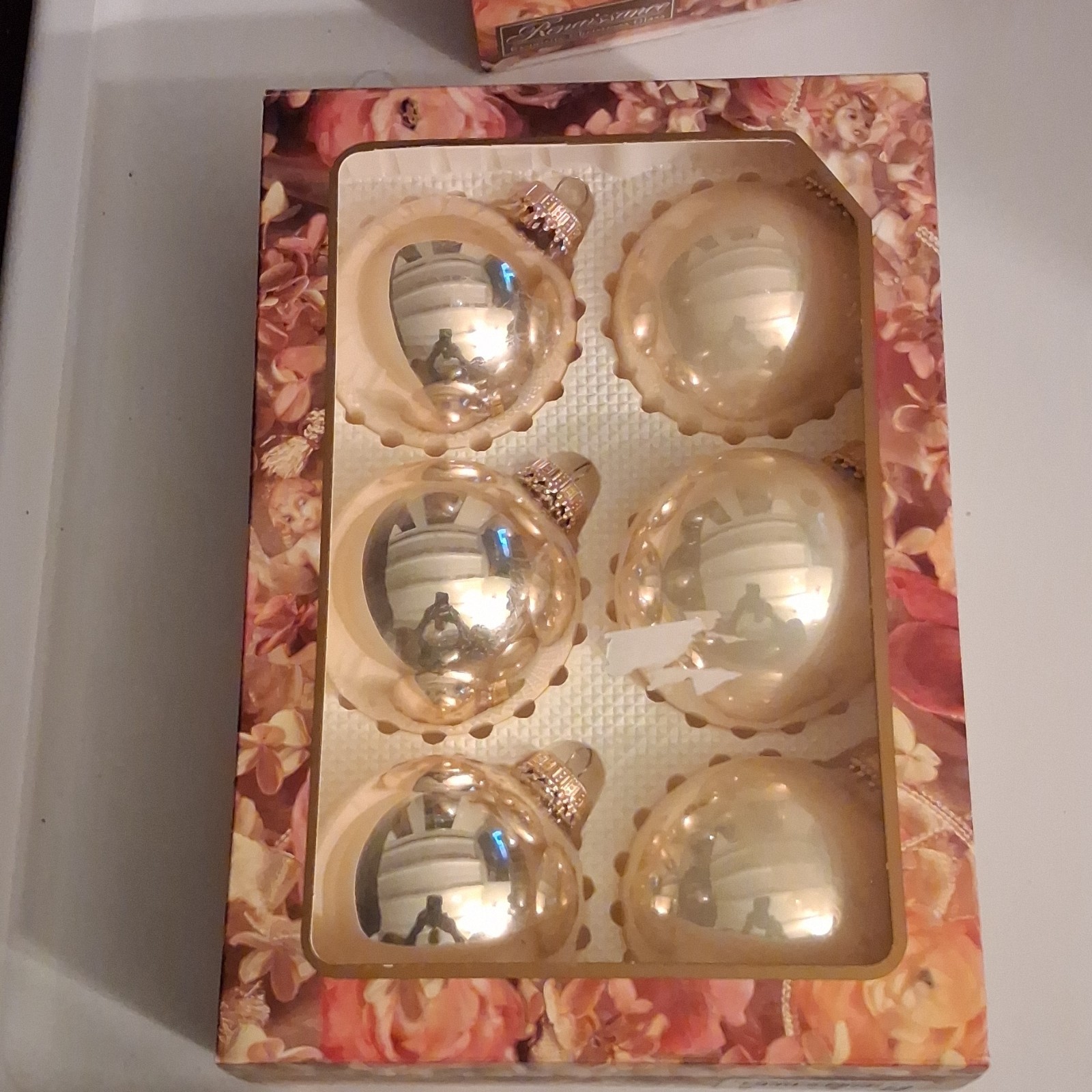 KREBS Renaissance Exquisite Christmas Glass Gold Ornament Balls Set of 6