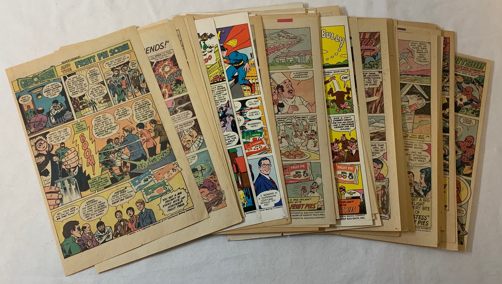 Lot of 103 ~ 1970s Hostess Ad Collection ~ SUPERMAN, BATMAN, SPIDER-MAN, more