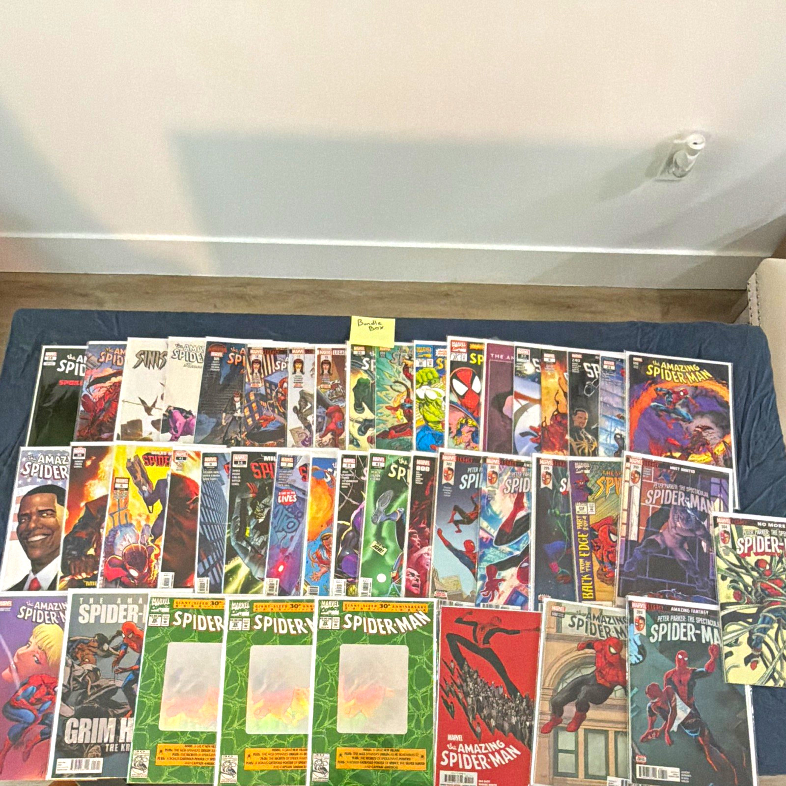 Marvel The Amazing Spider-Man mixed comic book lot: 43 books in total Marvel The Amazing Spider-Man mixed comic book lot: 43 books in total