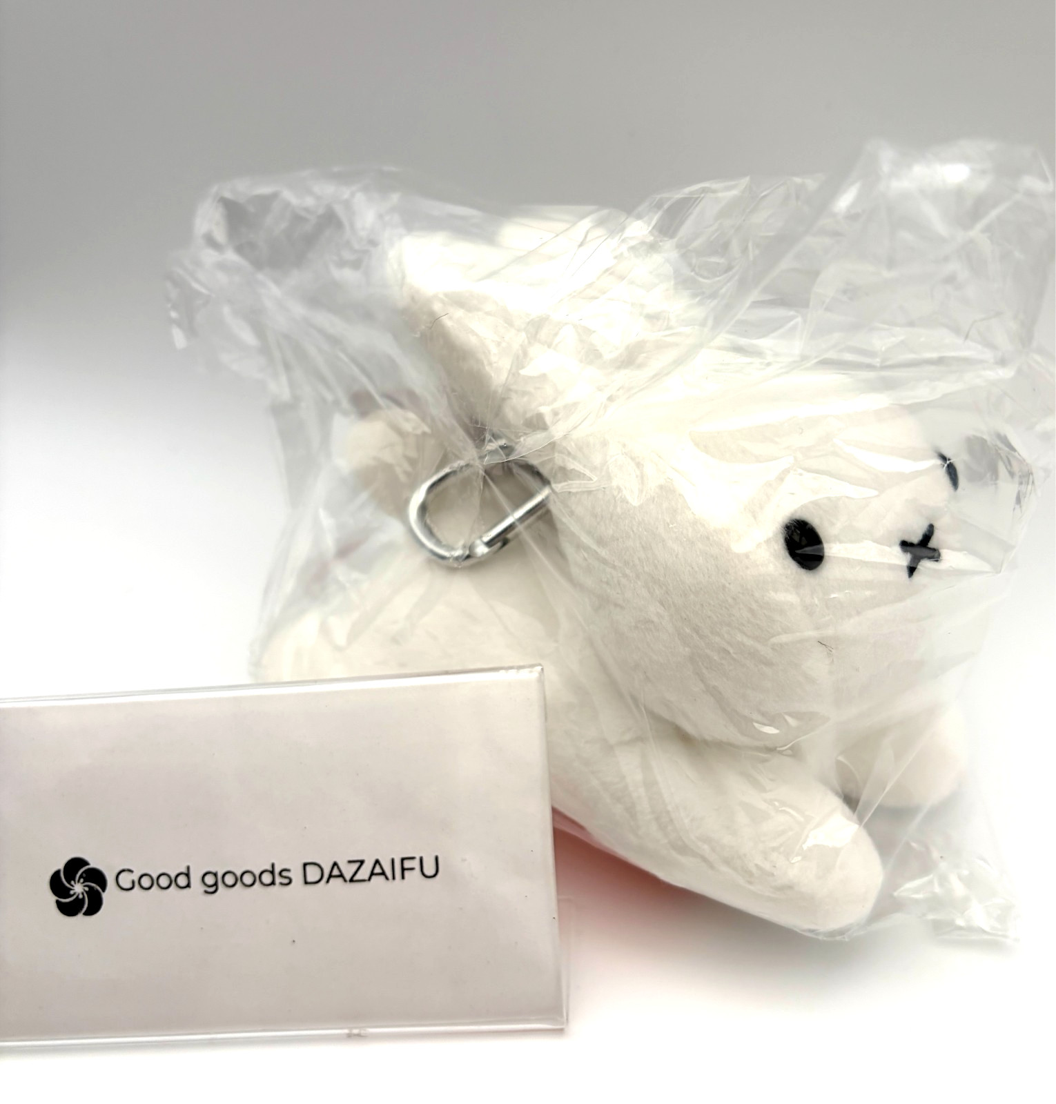 Sekiguchi Bruna Family Rabbit Plush Card Holder Pass Case White NEW JAPAN Sekiguchi Bruna Family Rabbit Plush Card Holder Pass Case White NEW JAPAN