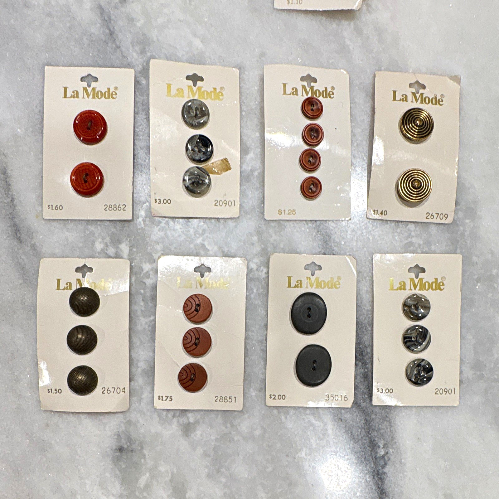 Vintage Lot of Original La Mode Italian Plastic Sewing Buttons, 8 Cards (Lot 3) Vintage Lot of Original La Mode Italian Plastic Sewing Buttons, 8 Cards (Lot 3)