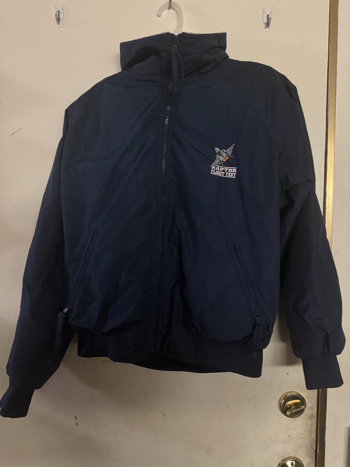 RARE EDWARDS AFB RAPTOR FLIGHT TEST JACKET COMBINED TEST FORCE ADULT SMALL RARE EDWARDS AFB RAPTOR FLIGHT TEST JACKET COMBINED TEST FORCE ADULT SMALL