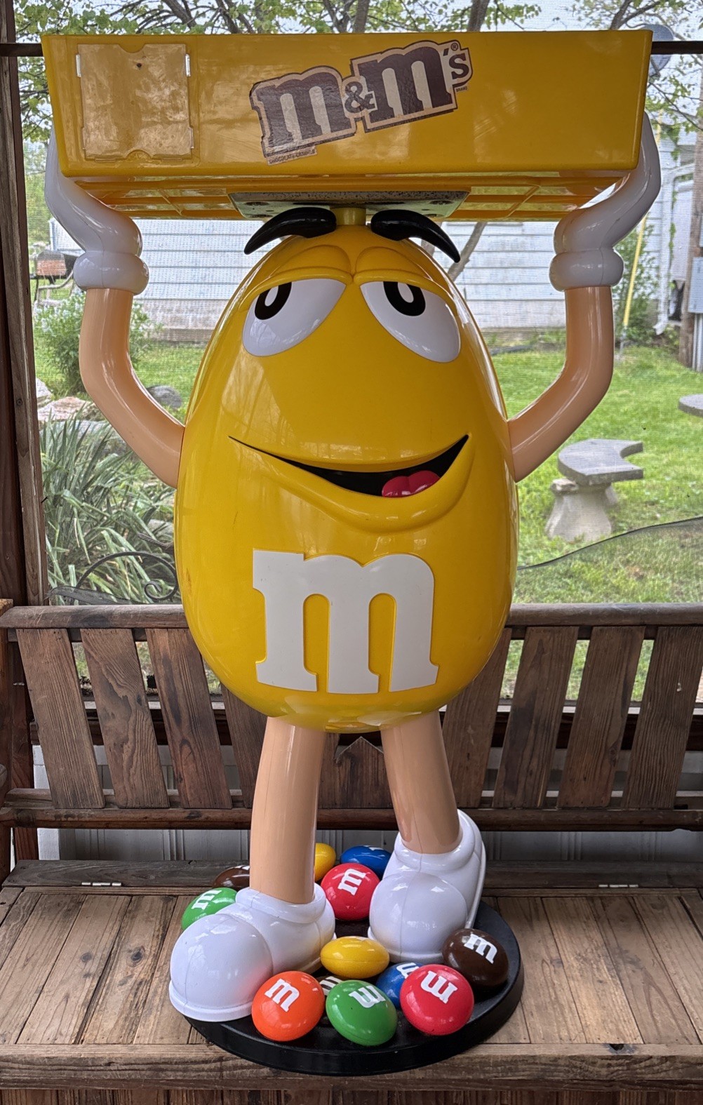 M&M Store Display Yellow Peanut Candy, 41\ M&M Store Display Yellow Peanut Candy, 41\