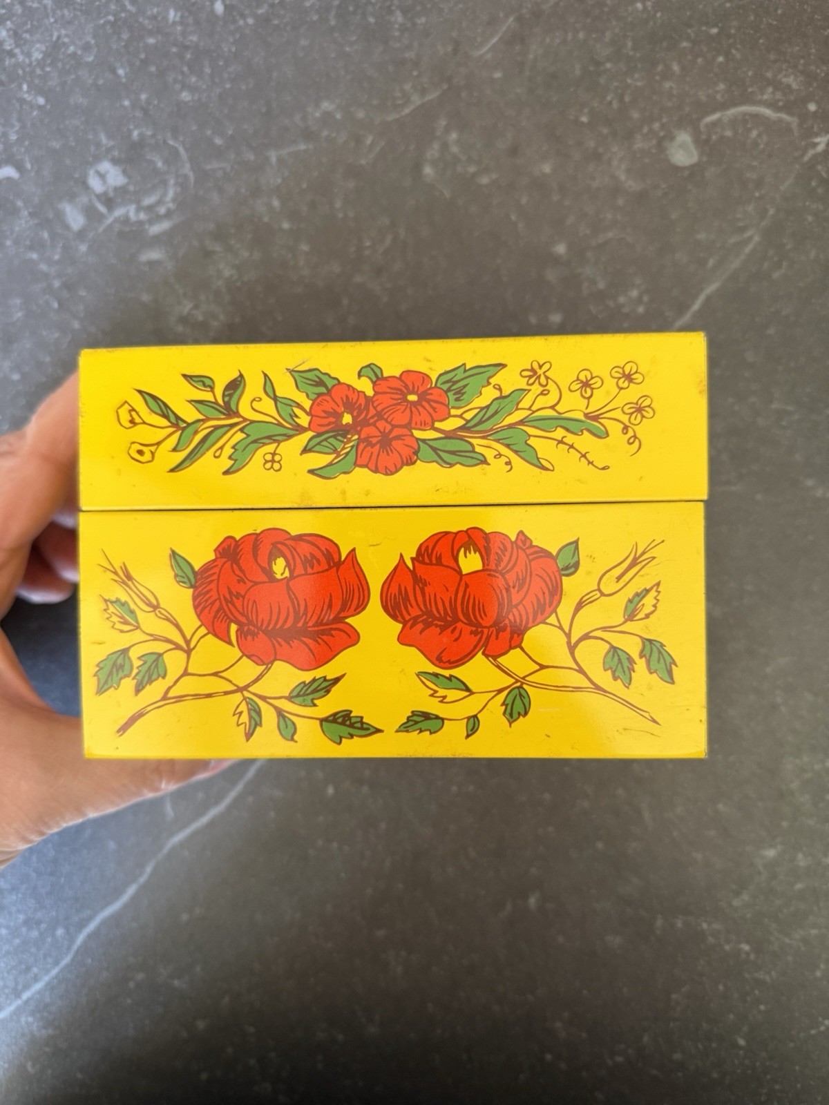 Vintage 1960s Recipe Metal Tin Box Floral Design Syndicate Manufacturing Vintage 1960s Recipe Metal Tin Box Floral Design Syndicate Manufacturing