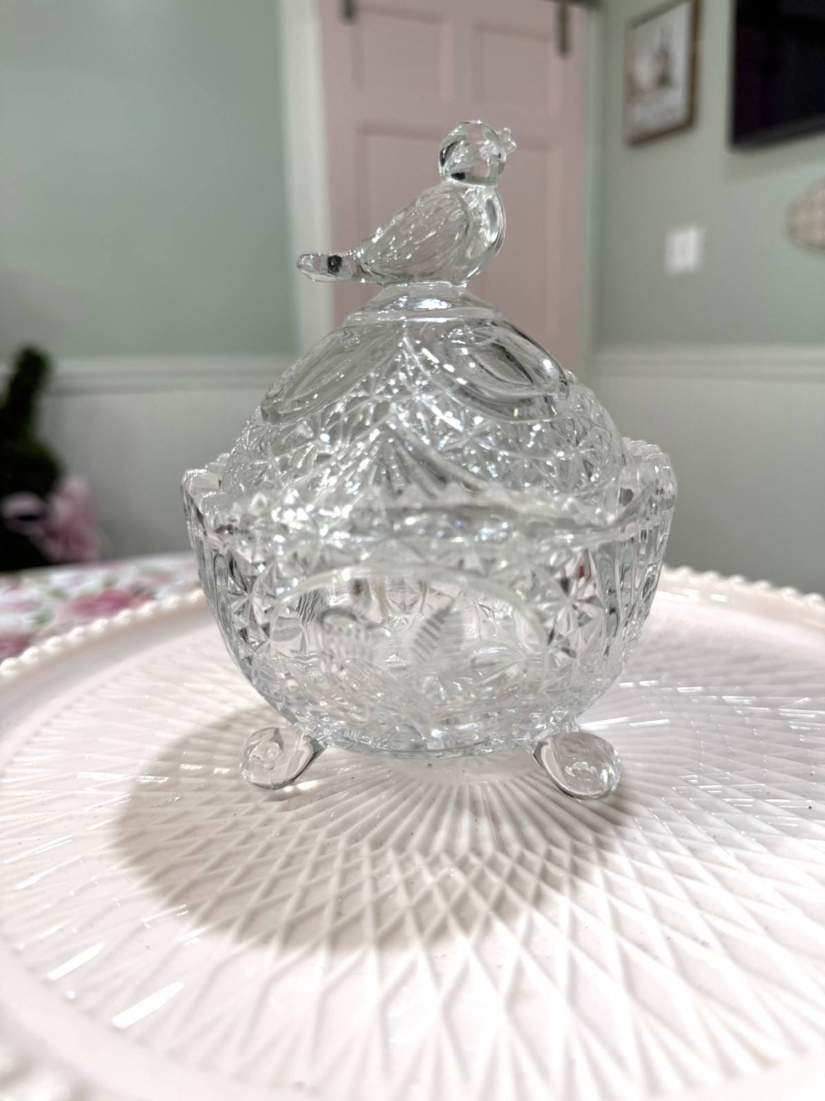 Hofenbauer Byrdes Crystal Trinket Dish with Bird on Top Vintage Beautiful READ Hofenbauer Byrdes Crystal Trinket Dish with Bird on Top Vintage Beautiful READ