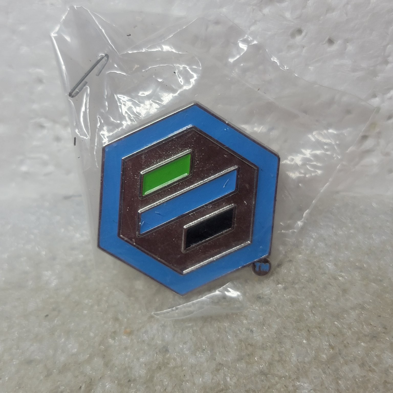 E-Trade Pinback Button Hexagon Logo Promo Vintage