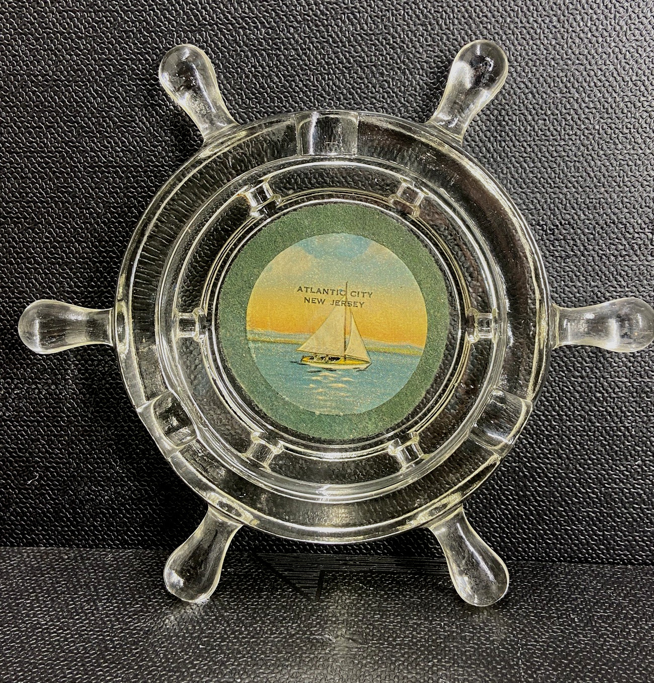 Vintage ATLANTIC CITY, NEW JERSEY Glass Ship Nautical Wheel Ashtray 6.75 in. Vintage ATLANTIC CITY, NEW JERSEY Glass Ship Nautical Wheel Ashtray 6.75 in.