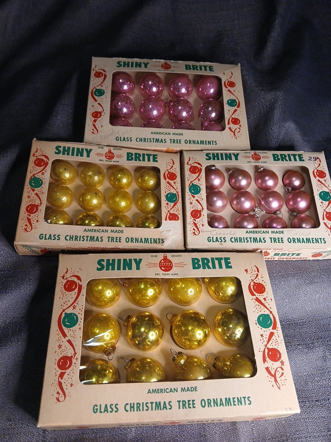 Vintage Shiny Brite 1” Mini Pink Gold Glass Ornaments 48 USA 4 Original Boxes Vintage Shiny Brite 1” Mini Pink Gold Glass Ornaments 48 USA 4 Original Boxes