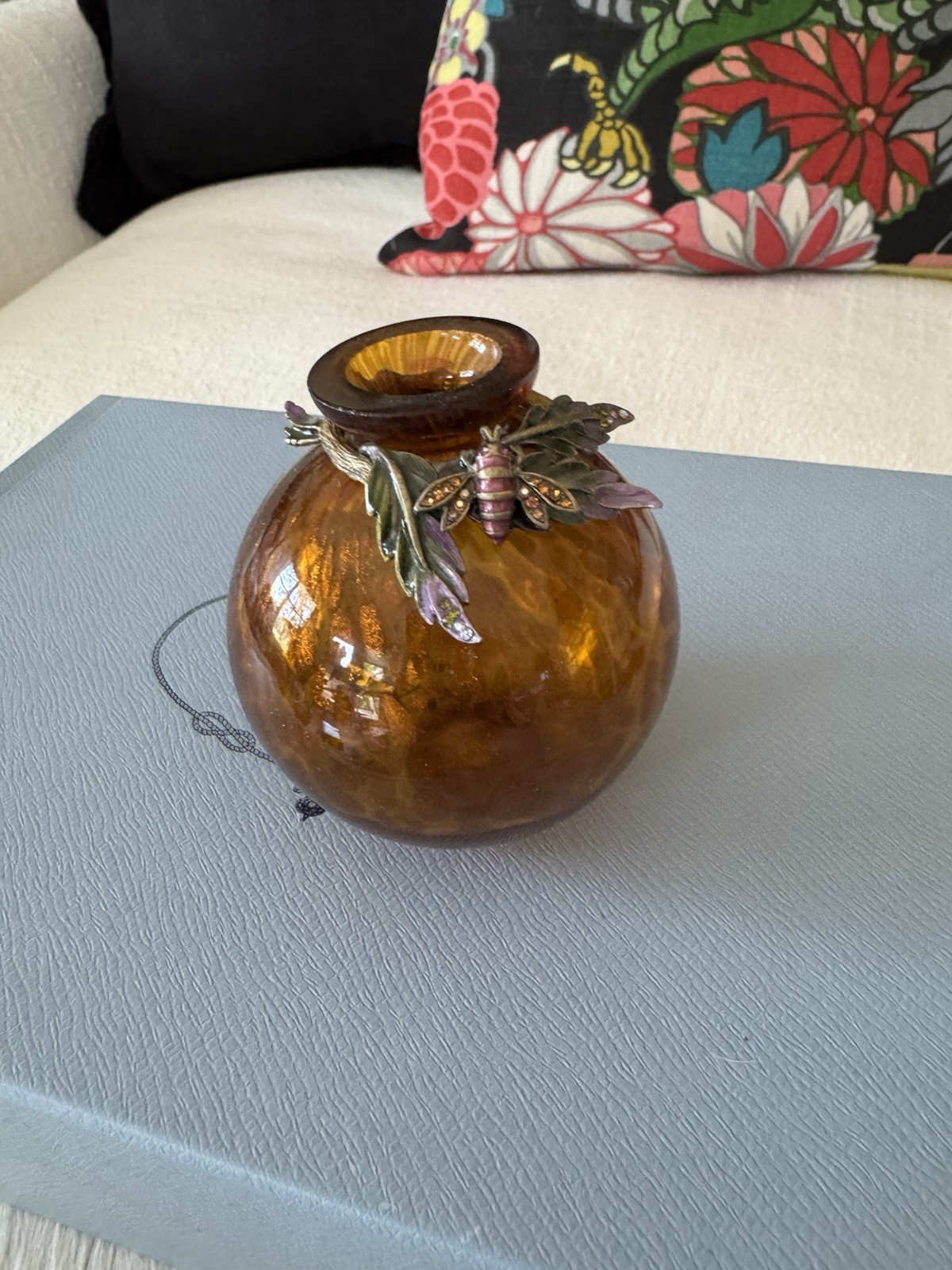 Jay Strongwater Short Round Brown & Gold Bee Embellished Bud Vase Jay Strongwater Short Round Brown & Gold Bee Embellished Bud Vase