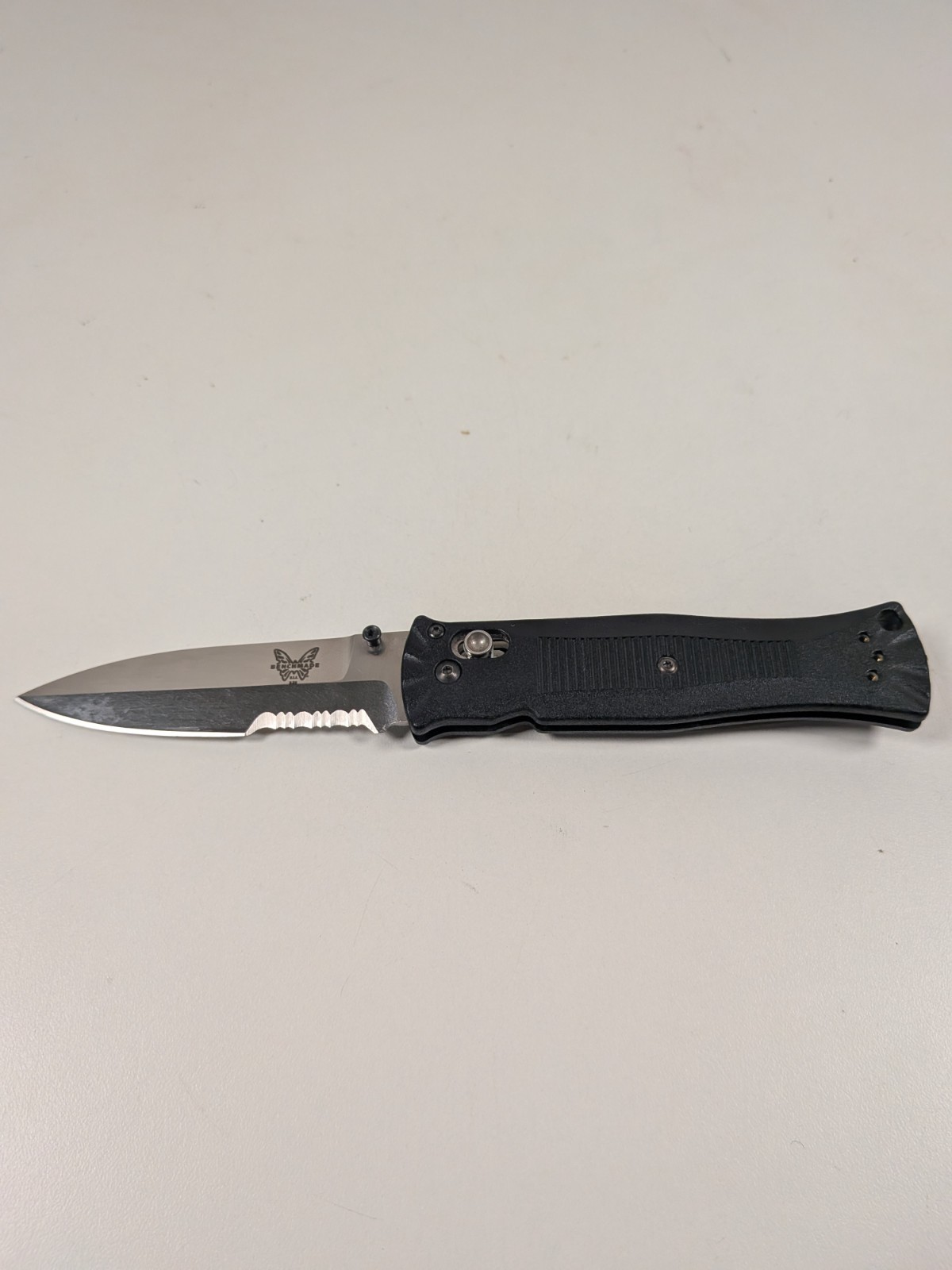 Benchmade Mini Griptilian (556SBK-S30V) folding pocket knife Benchmade Mini Griptilian (556SBK-S30V) folding pocket knife