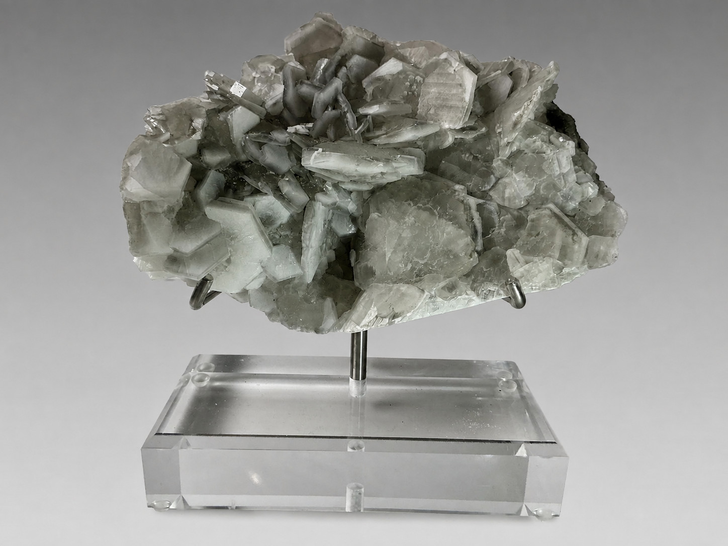 Fluorescent Calcite “Poker Chip” Cluster Fujian China UV Reactive 536 grams Fluorescent Calcite “Poker Chip” Cluster Fujian China UV Reactive 536 grams