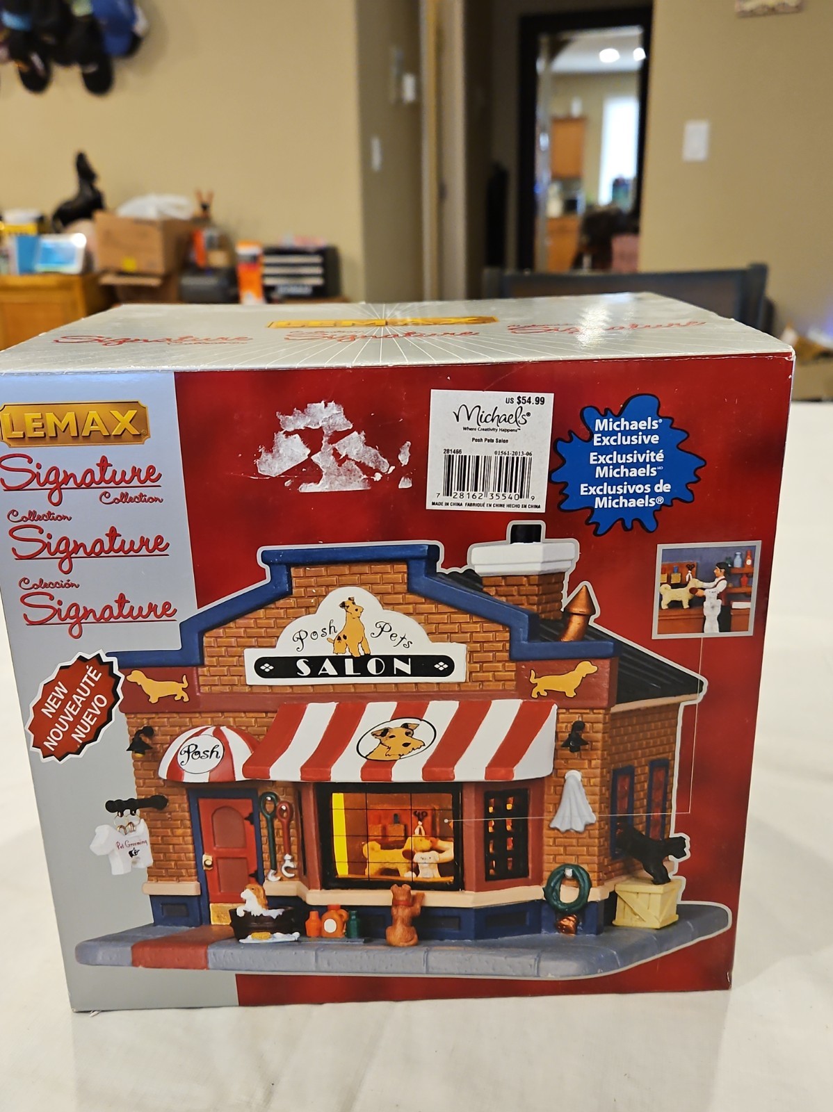 Lemax “Posh Pets Salon” Christmas Village Dog Grooming #35540 Retired 2013 NEW Lemax “Posh Pets Salon” Christmas Village Dog Grooming #35540 Retired 2013 NEW