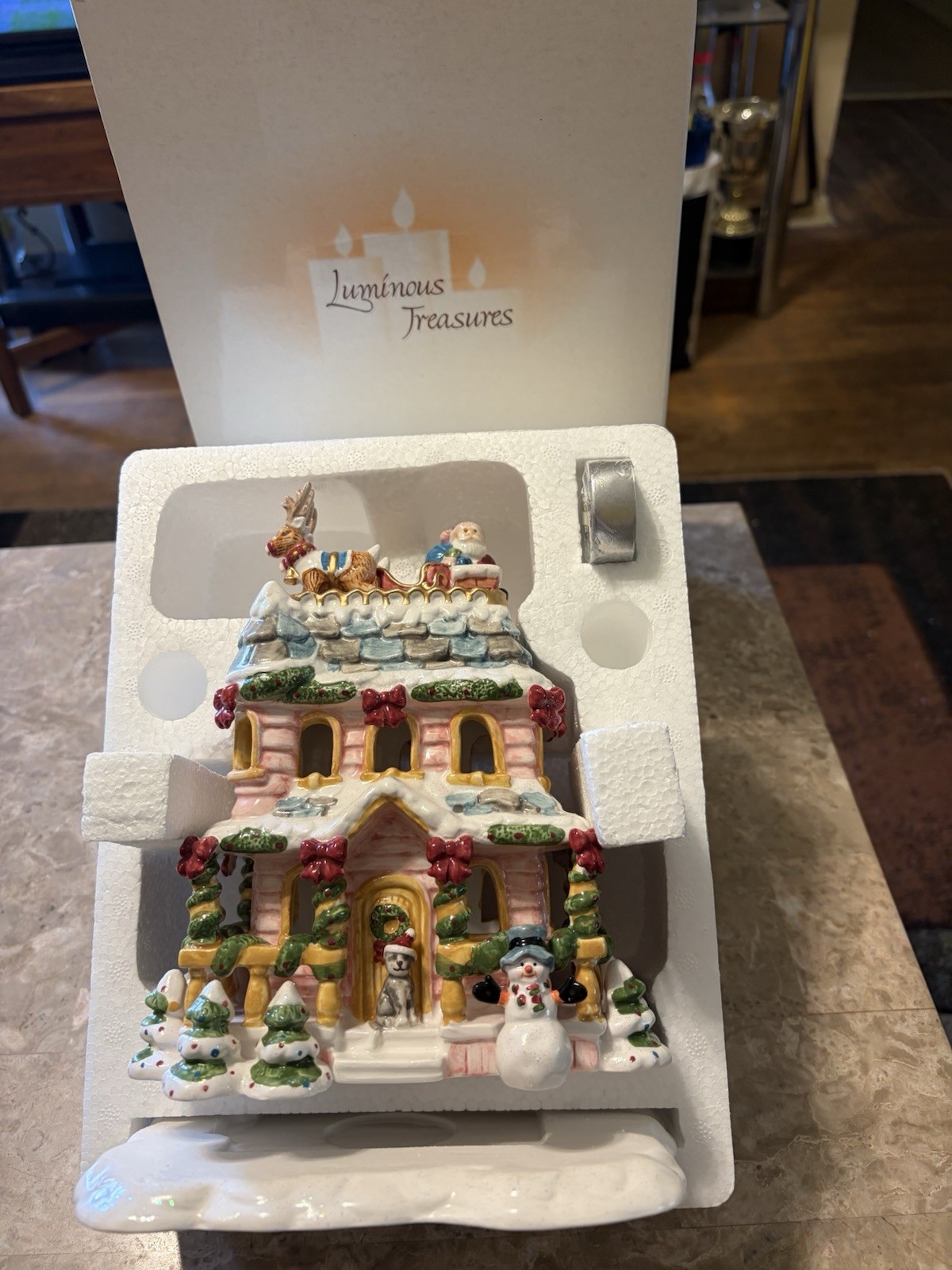 2002 Avon Christmas Luminous Treasure A Visit From Santa Tealight House (NIB) 2002 Avon Christmas Luminous Treasure A Visit From Santa Tealight House (NIB)