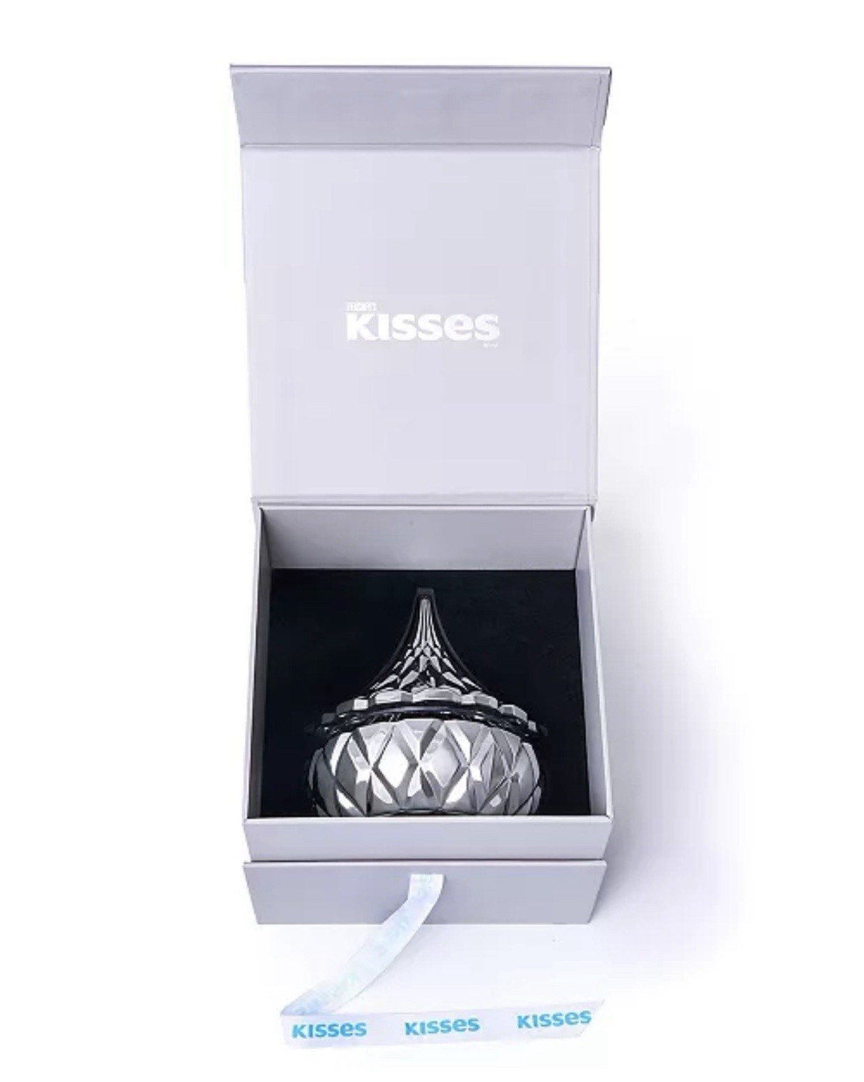 Hershey\'s Kisses Silver Tone Candy Dish. Covered Box in KISSES Gift Box. NWT. Hershey\'s Kisses Silver Tone Candy Dish. Covered Box in KISSES Gift Box. NWT.