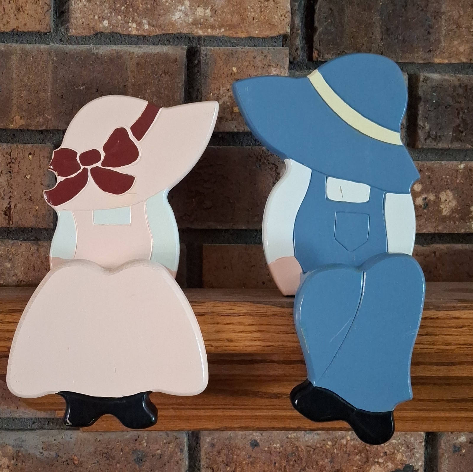 Vintage Amish Farmer Couple Shelf Sitter Wood Decor Cottagecore Vintage Amish Farmer Couple Shelf Sitter Wood Decor Cottagecore