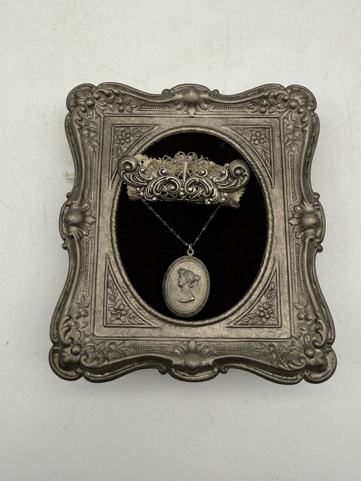 Vintage Locket Framed Ornamental By the Vintage Victorian Collection Silver Vintage Locket Framed Ornamental By the Vintage Victorian Collection Silver