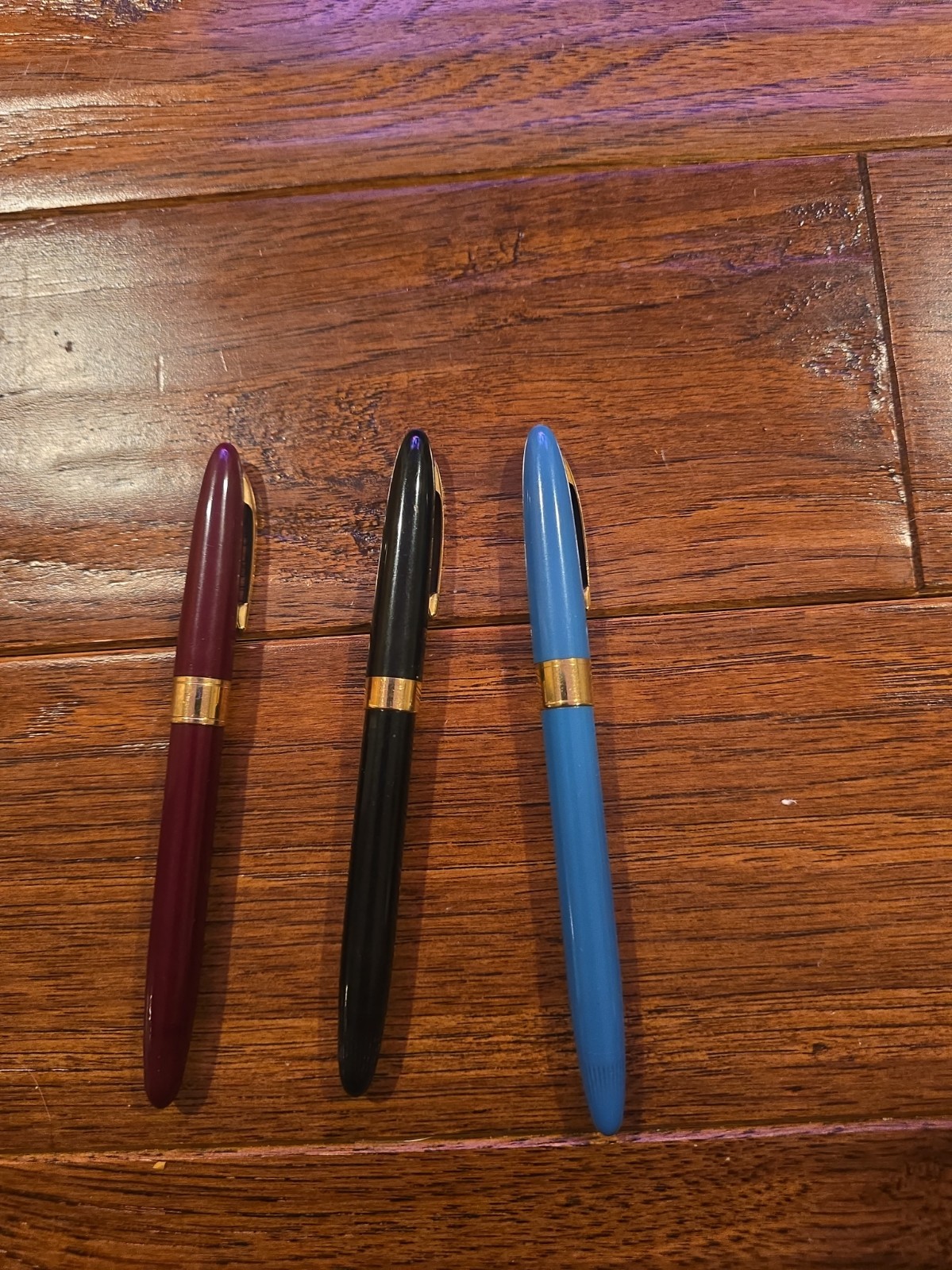 Red, Black & Blue Vintage Sheaffer Fountain Pens Sheaffer 14k Gold Nib Red, Black & Blue Vintage Sheaffer Fountain Pens Sheaffer 14k Gold Nib