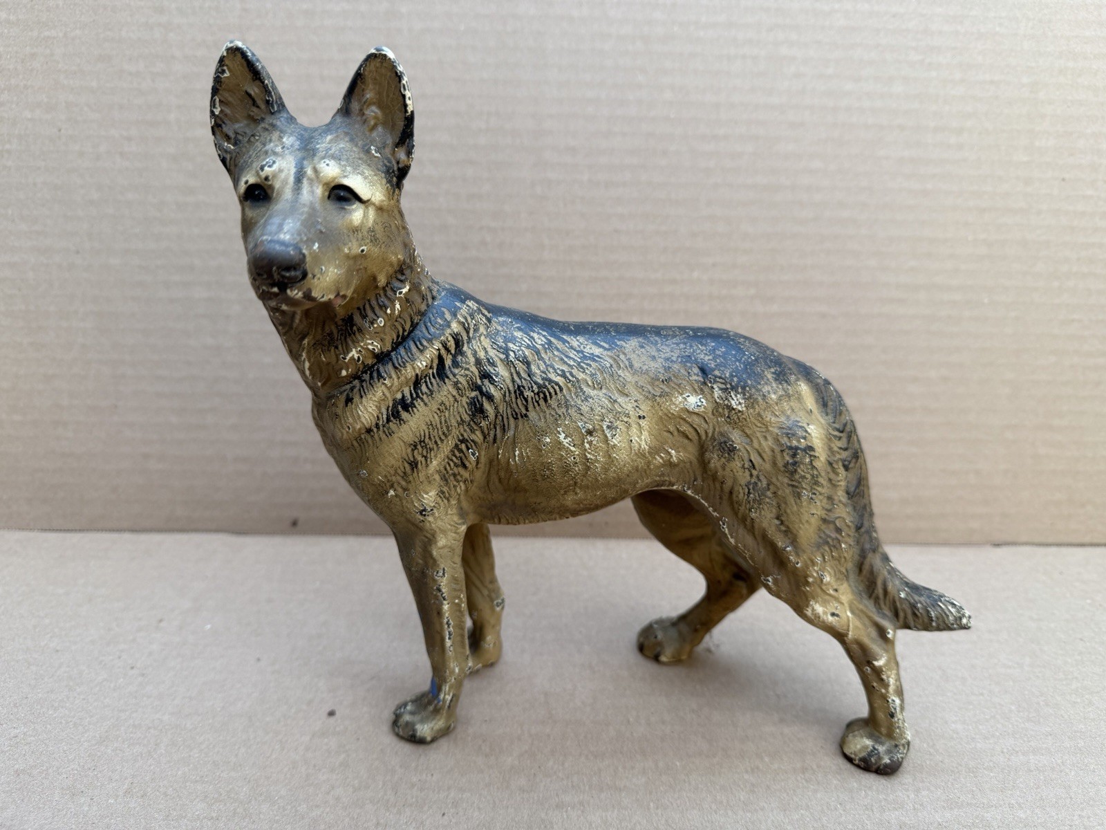 Antique HUBLEY GERMAN SHEPHERD Cold Painted Cast Iron Doorstop 9” Tall Antique HUBLEY GERMAN SHEPHERD Cold Painted Cast Iron Doorstop 9” Tall