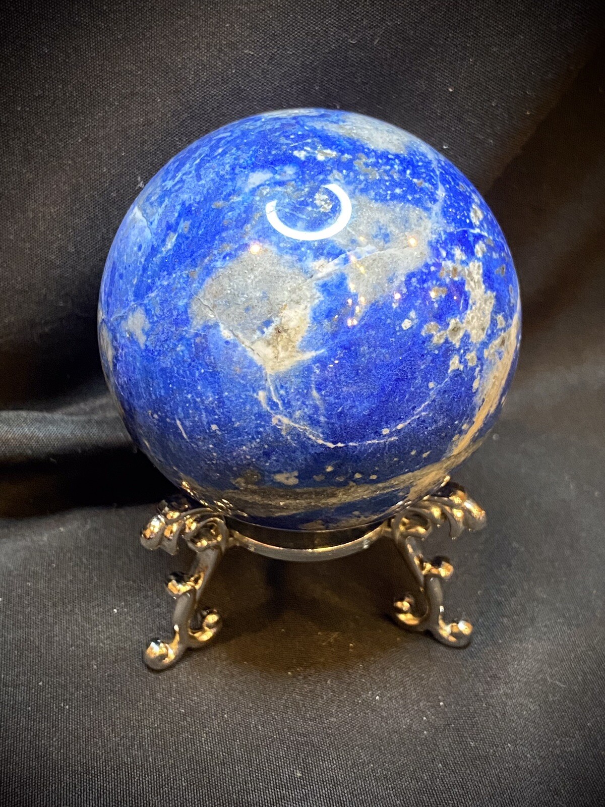 Beautiful Lapis Lazuli Sphere 2.3 Inches UV Reactive Beautiful Lapis Lazuli Sphere 2.3 Inches UV Reactive