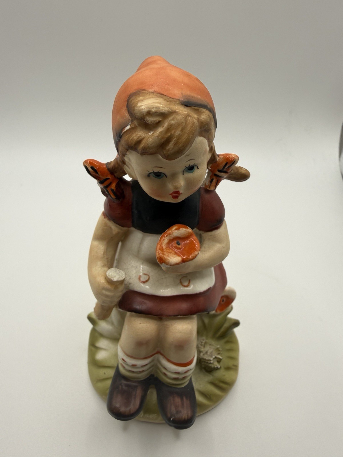 Vintage Erich Stauffer Arnart 55/1537 Girl Figurine Porcelain Hummel Style Vintage Erich Stauffer Arnart 55/1537 Girl Figurine Porcelain Hummel Style